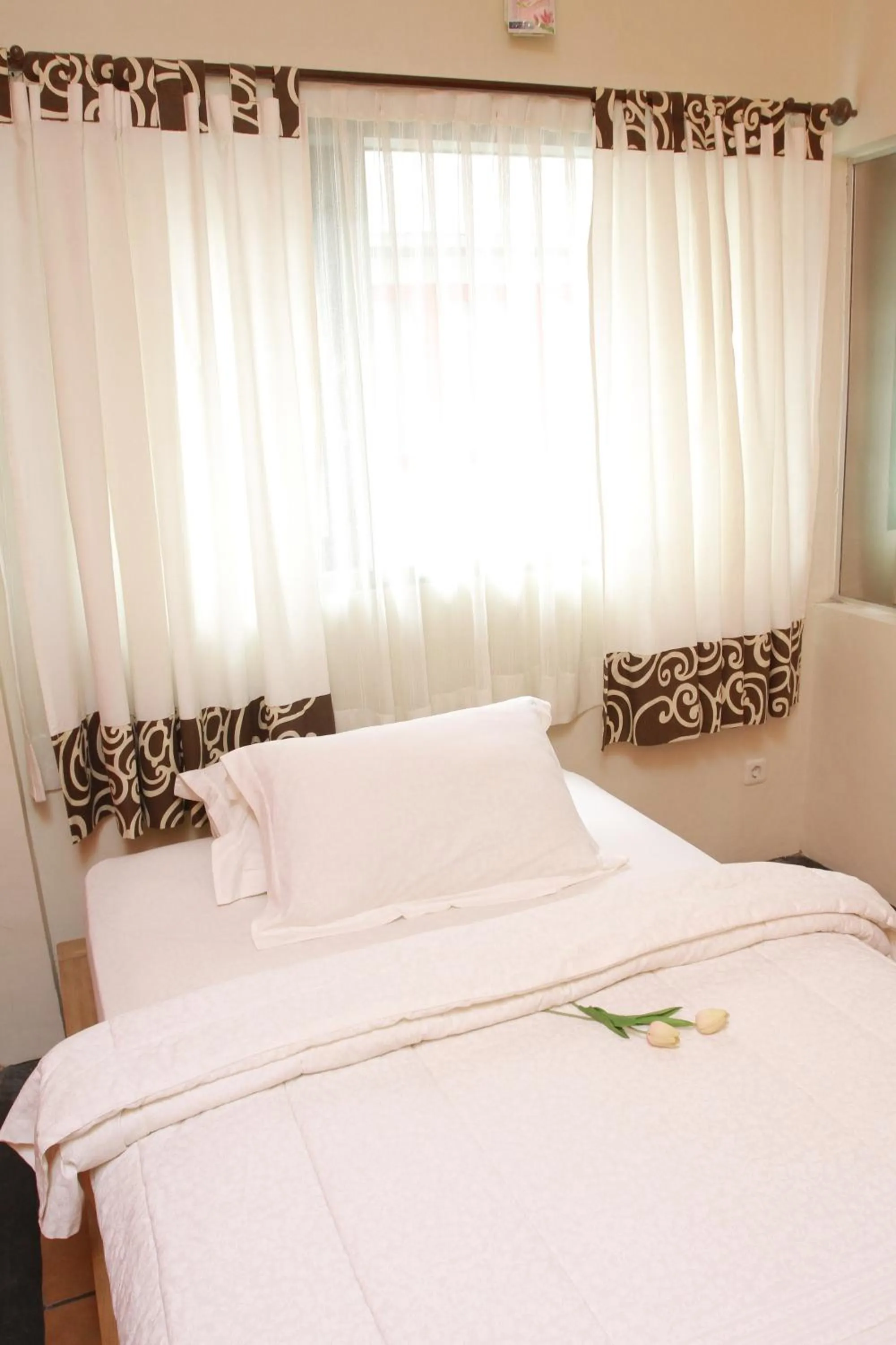 Bed in Roemah 28 Syariah