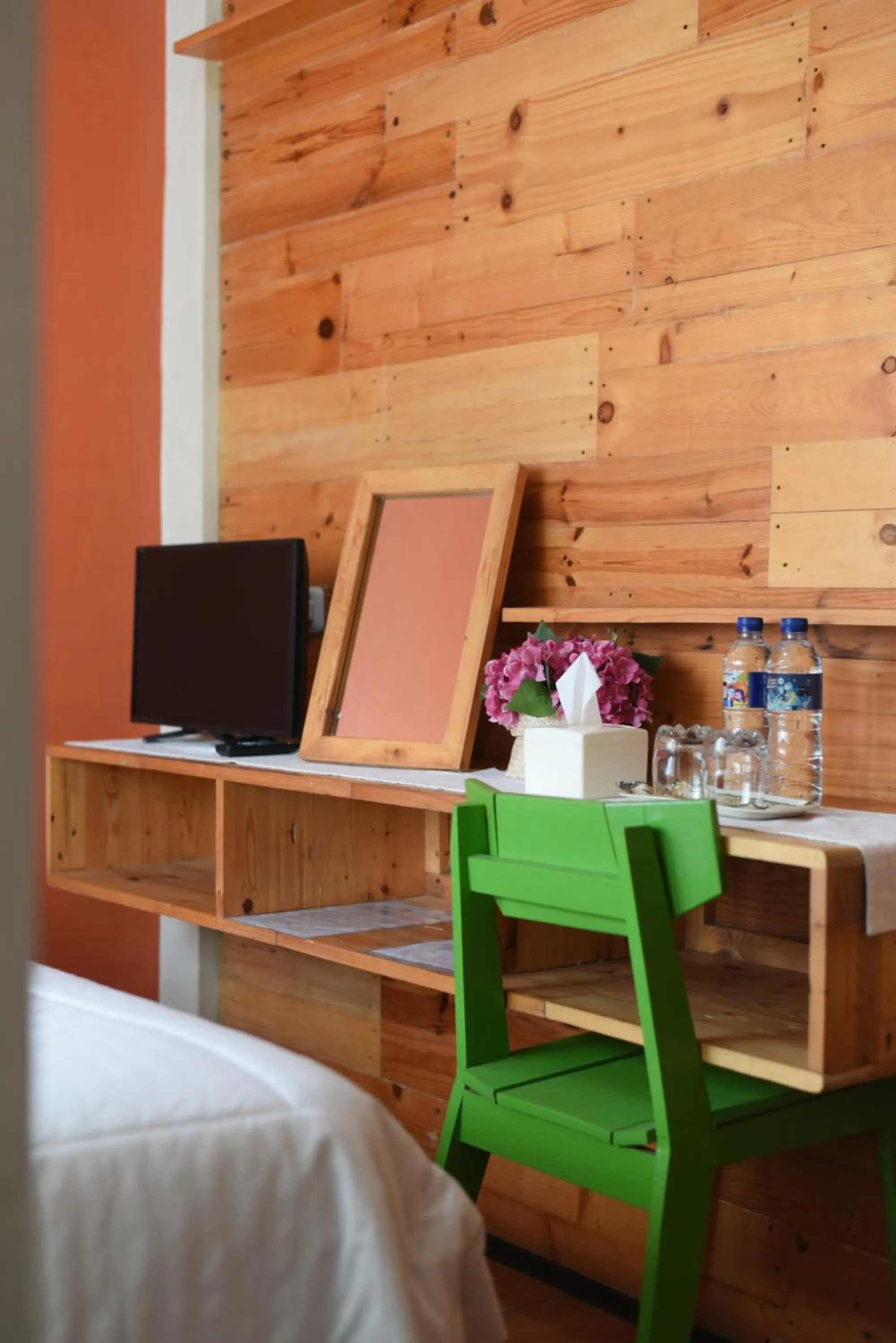 Bedroom, Bed in Roemah 28 Syariah