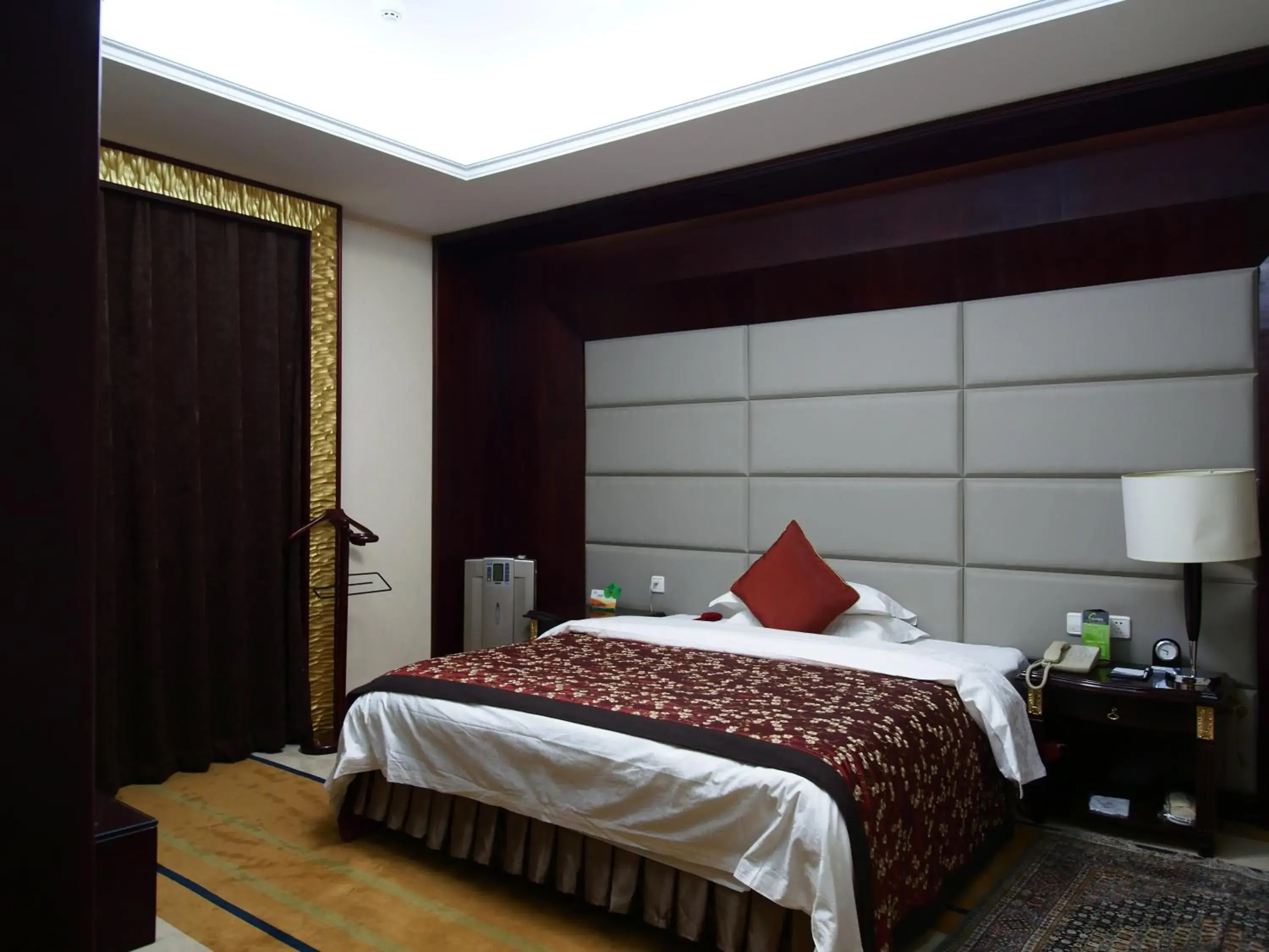 Bed in Dunhuang Hotel Bed in Dunhuang Hotel