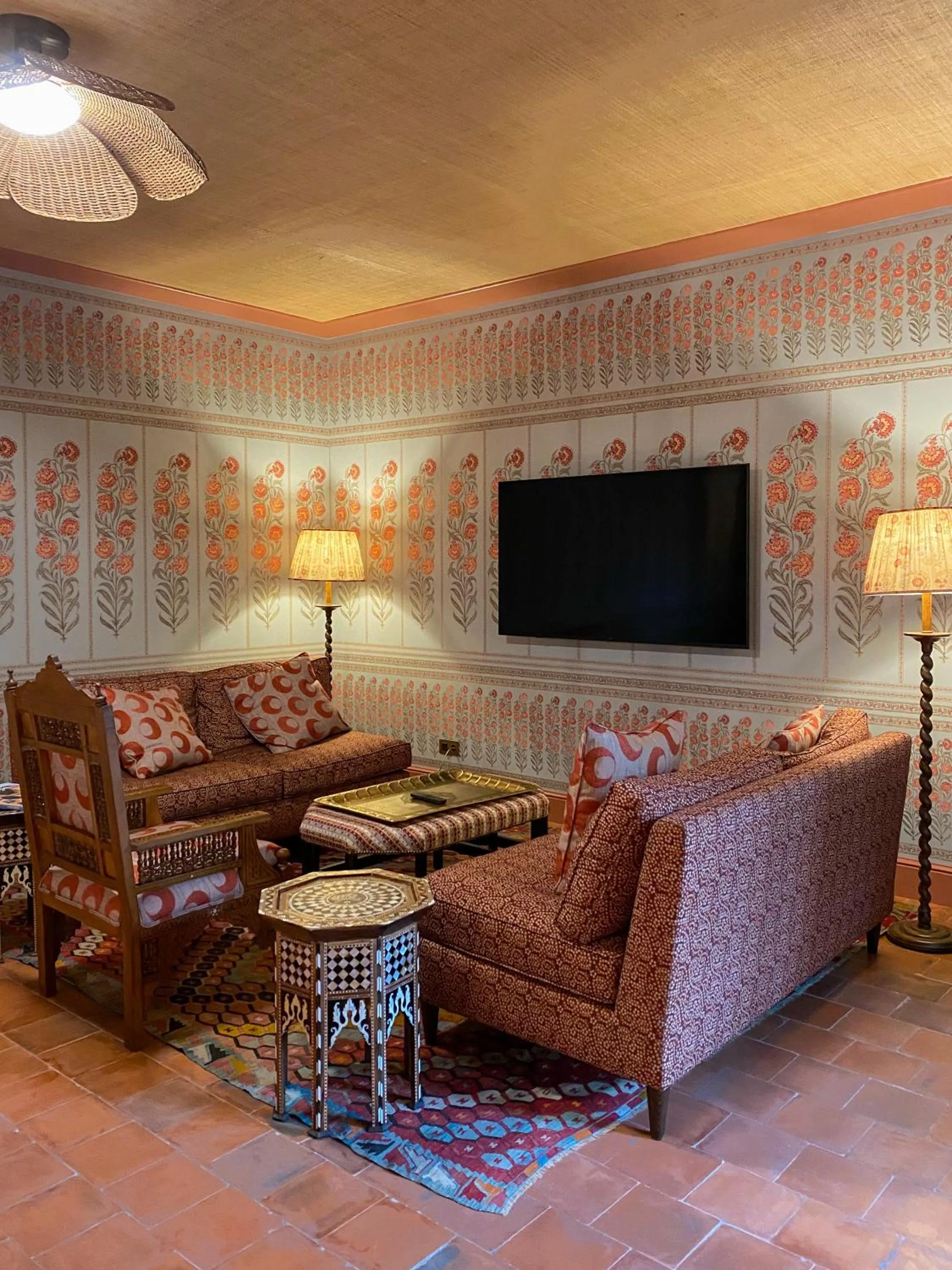 Seating area in Albergo Hotel