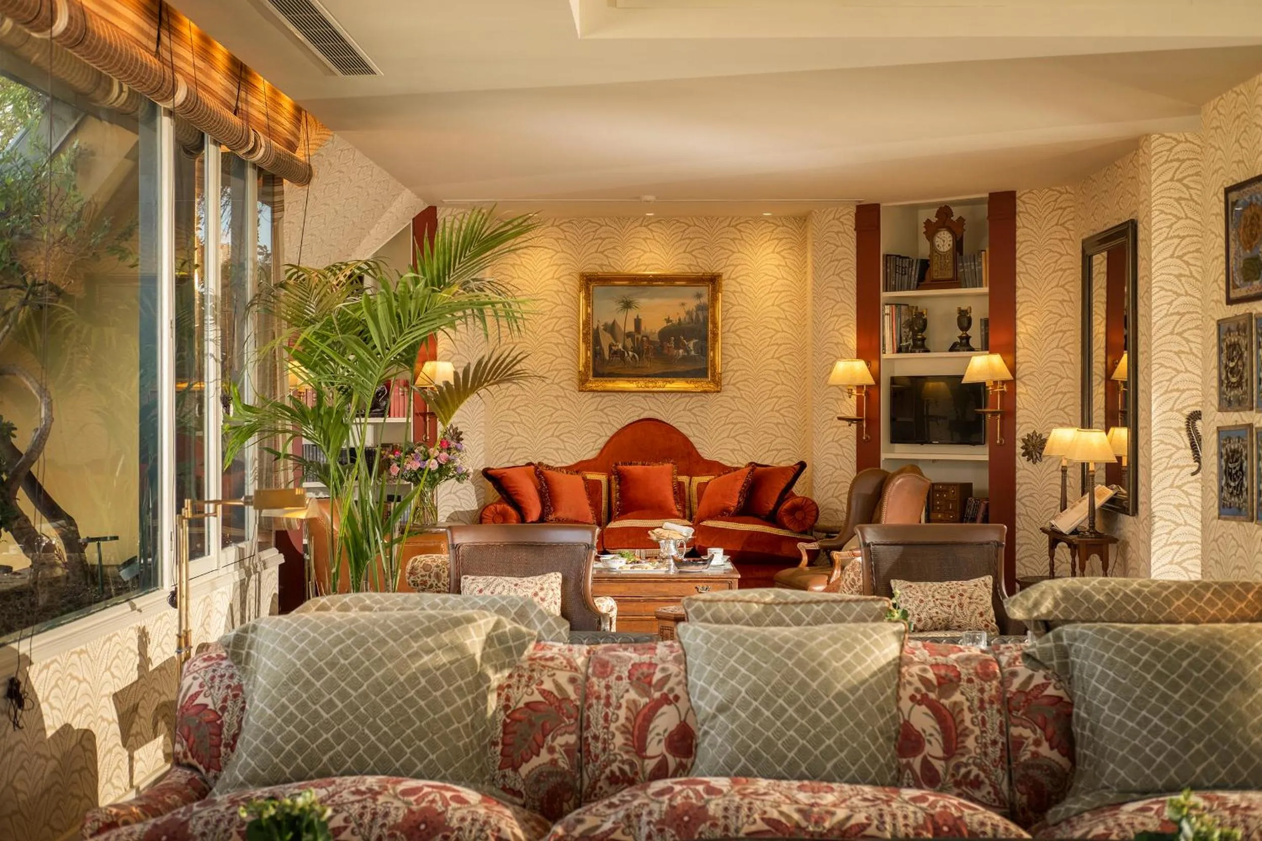 Restaurant/places to eat in Albergo Hotel