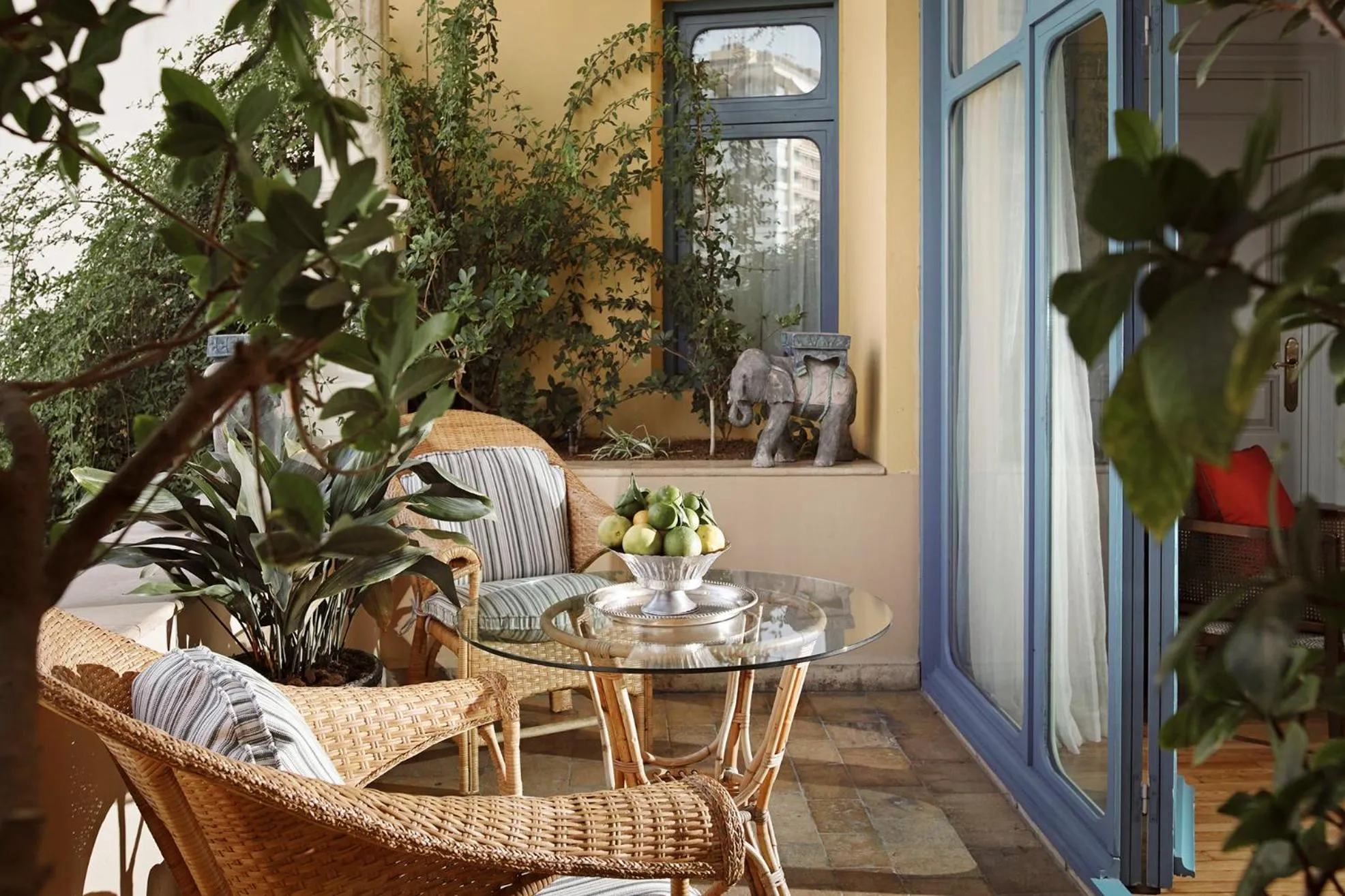 Seating area in Albergo Hotel