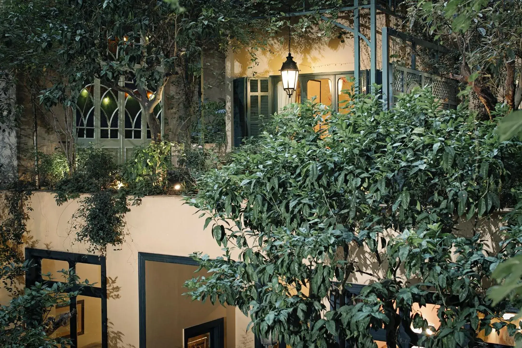 Inner courtyard view in Albergo Hotel Inner courtyard view in Albergo Hotel