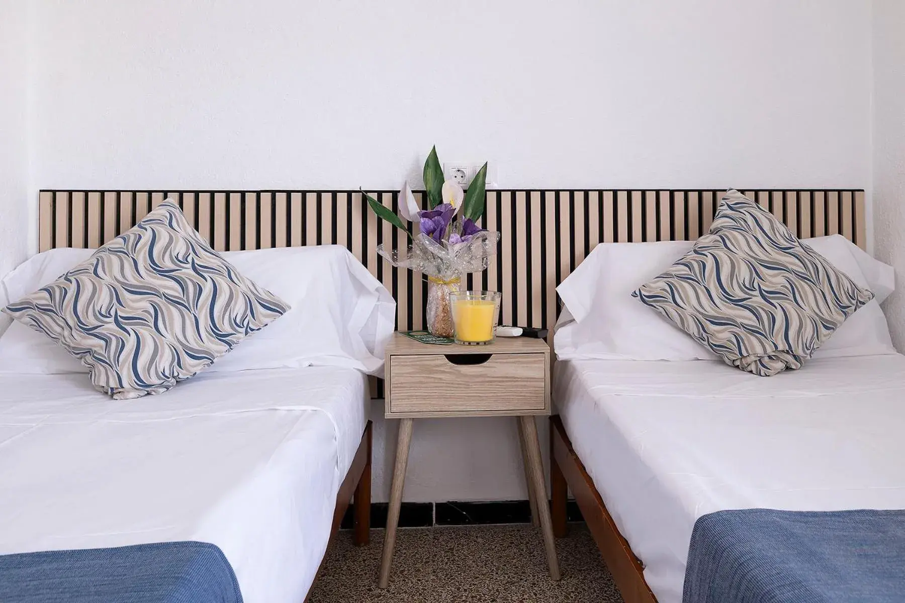 Twin Room with Balcony in SB Arenal 2 Star Twin Room with Balcony in SB Arenal 2 Star