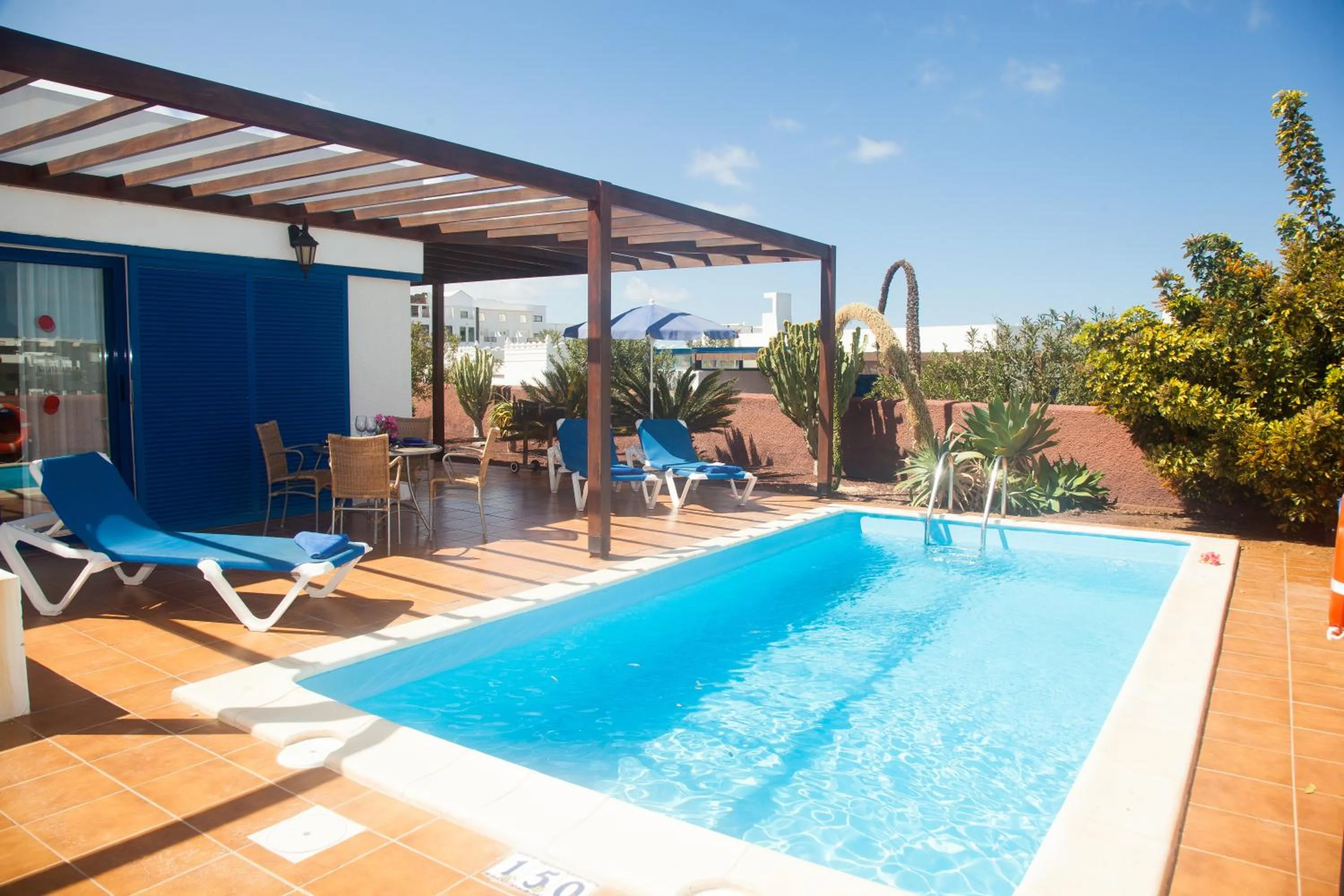 Balcony/Terrace in Villas Las Marinas
