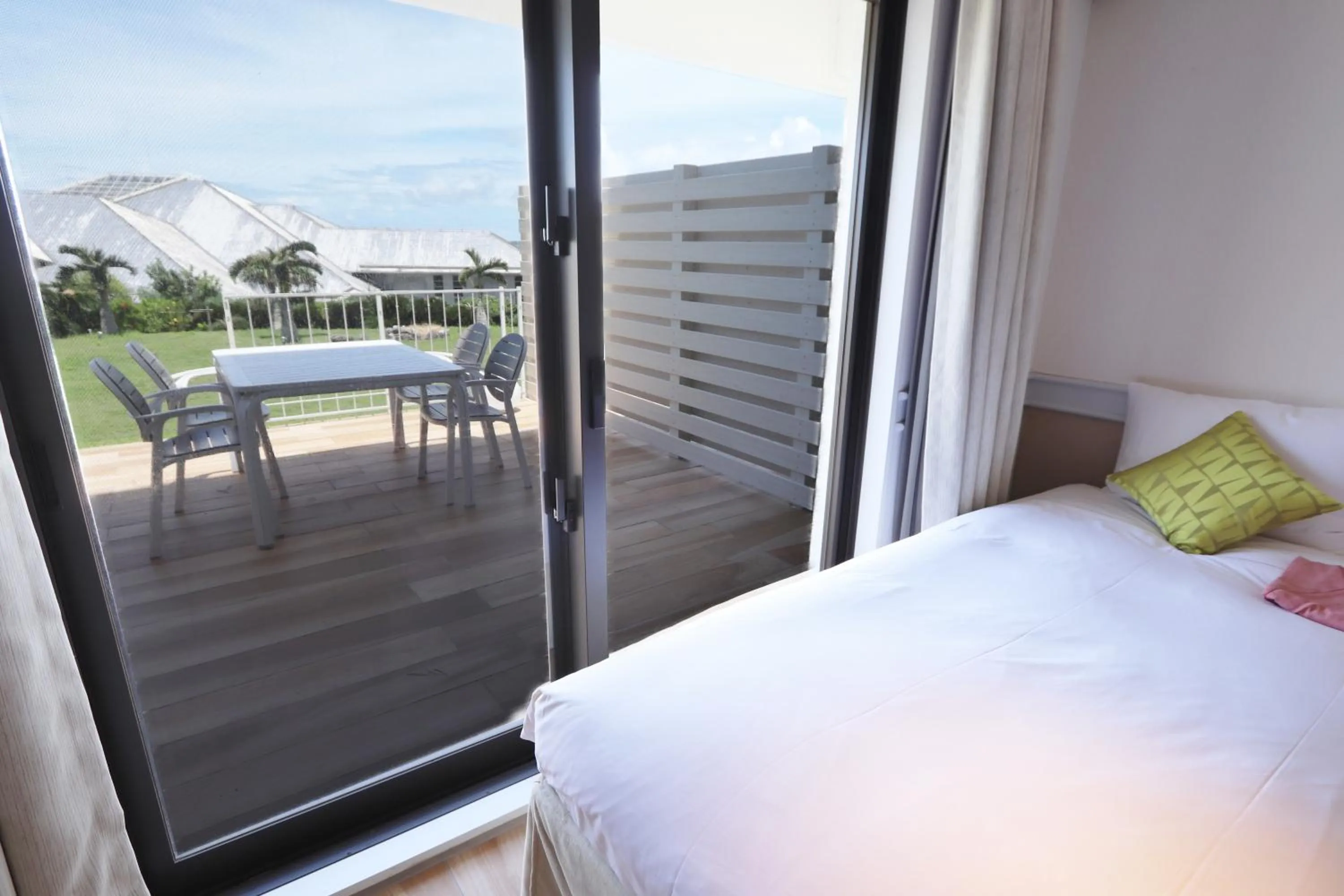 View (from property/room), Bed in Royal View Hotel Churaumi