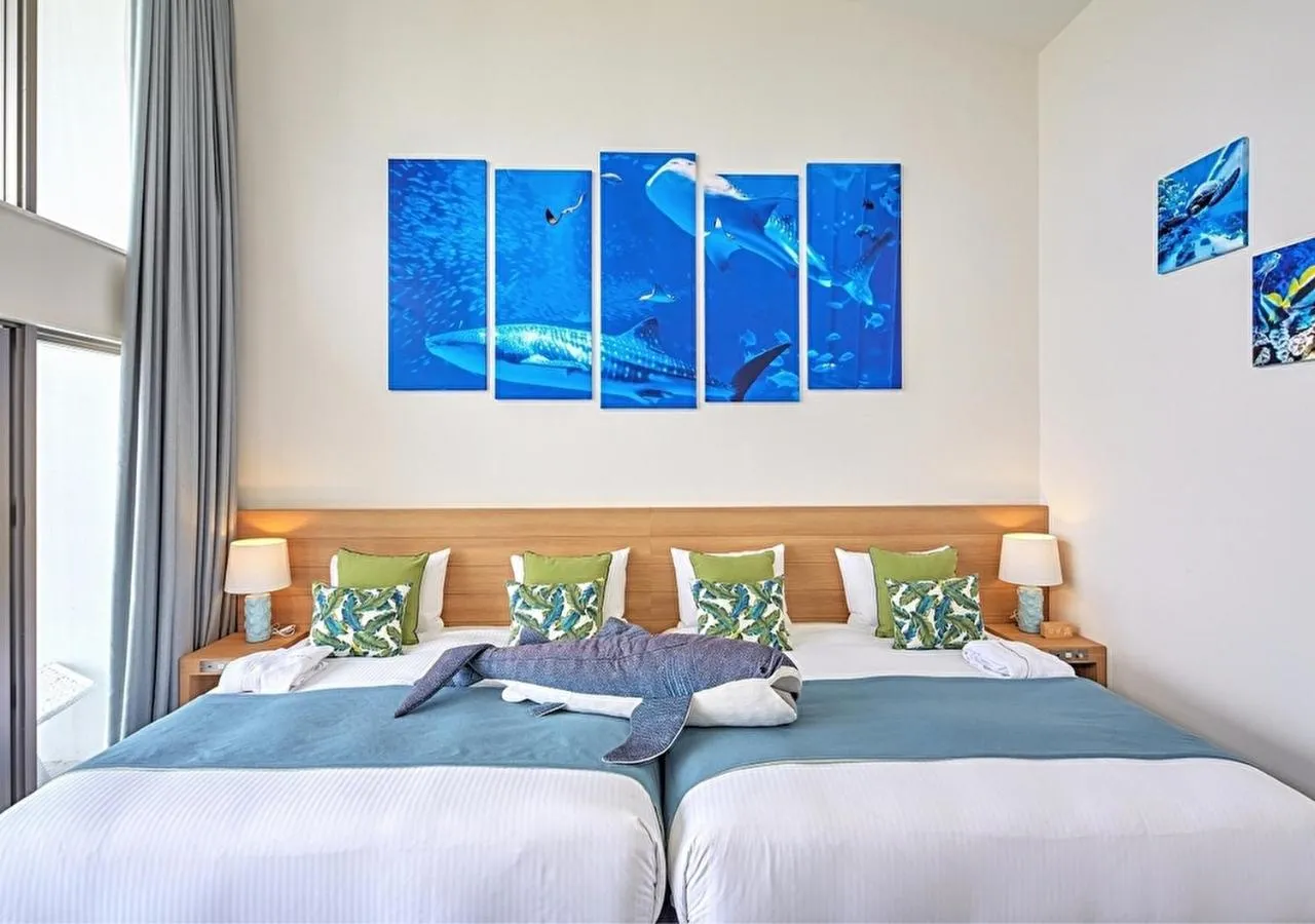 Photo of the whole room, Bed in Royal View Hotel Churaumi