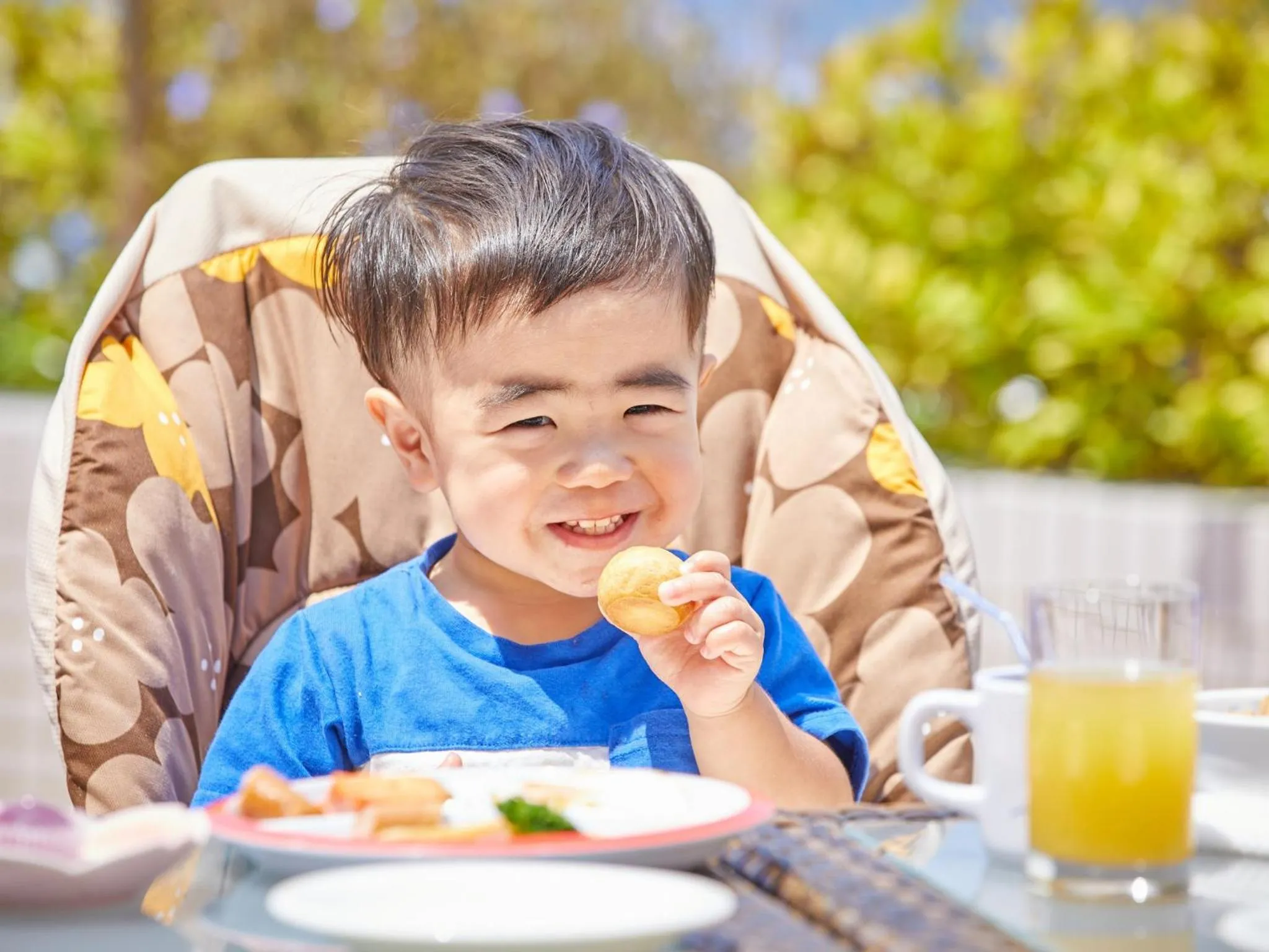 Family in Royal View Hotel Churaumi