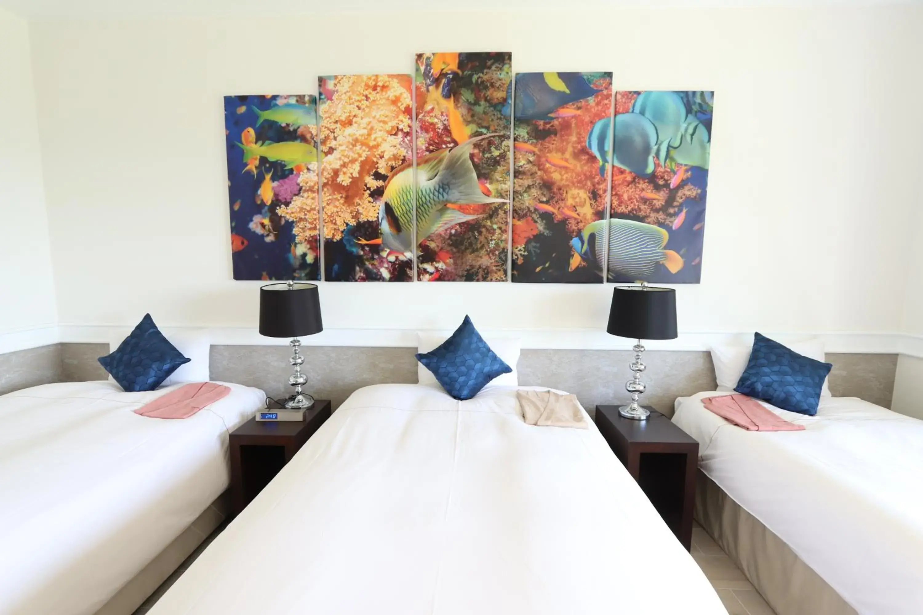 Main Building Standard Twin Garden Pool Non-Smoking in Royal View Hotel Churaumi Main Building Standard Twin Garden Pool Non-Smoking in Royal View Hotel Churaumi