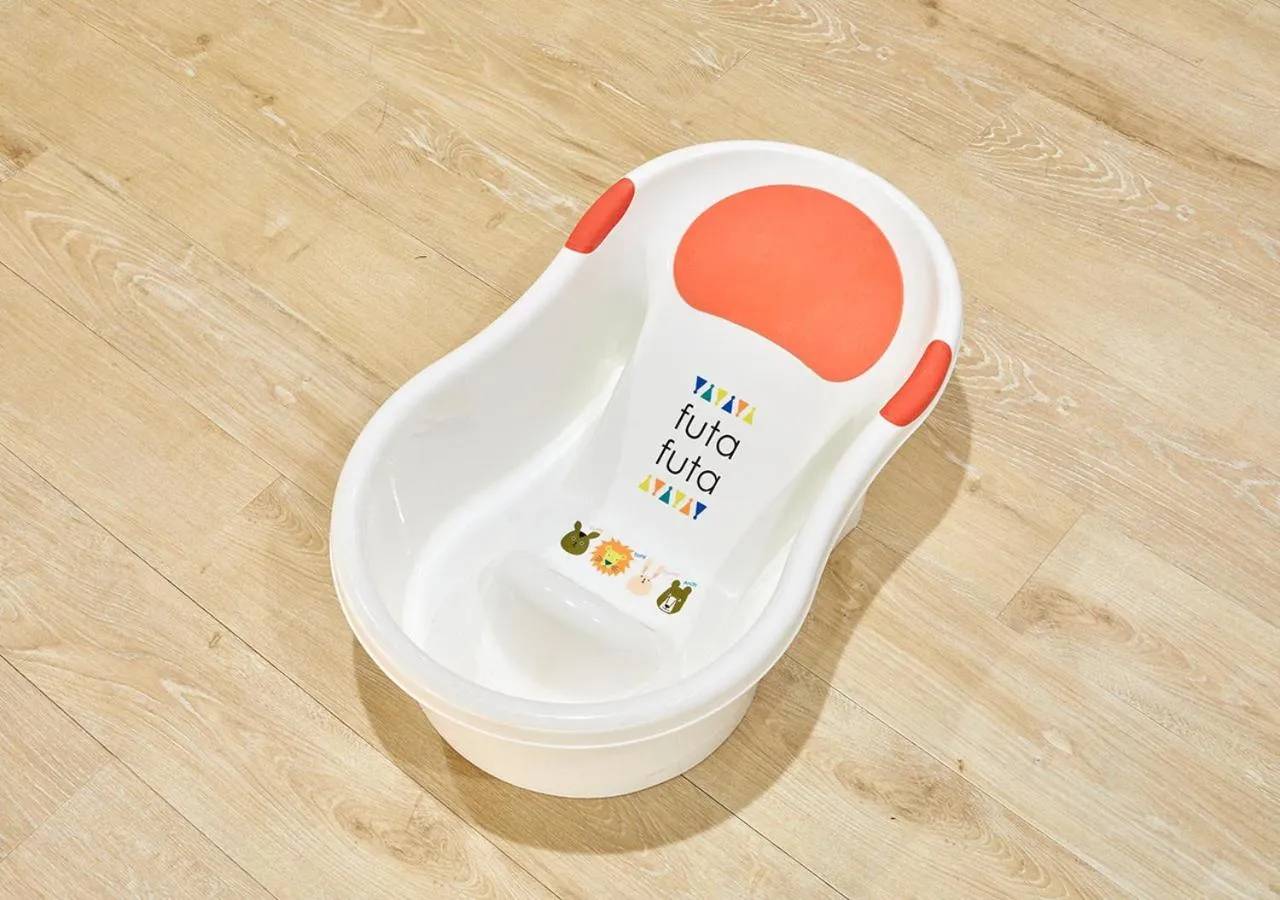 young children in Royal View Hotel Churaumi