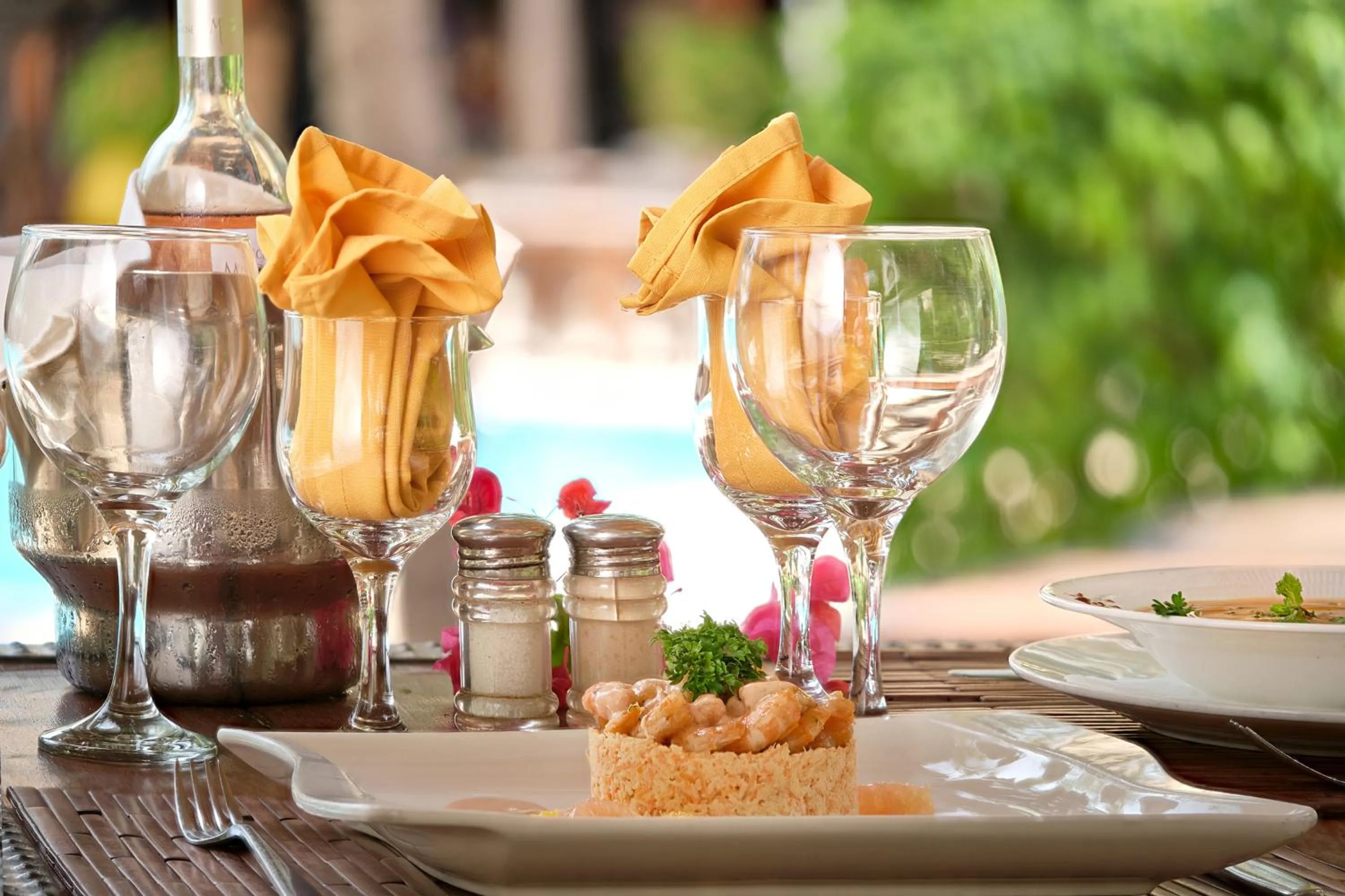 Restaurant/places to eat in Neptune