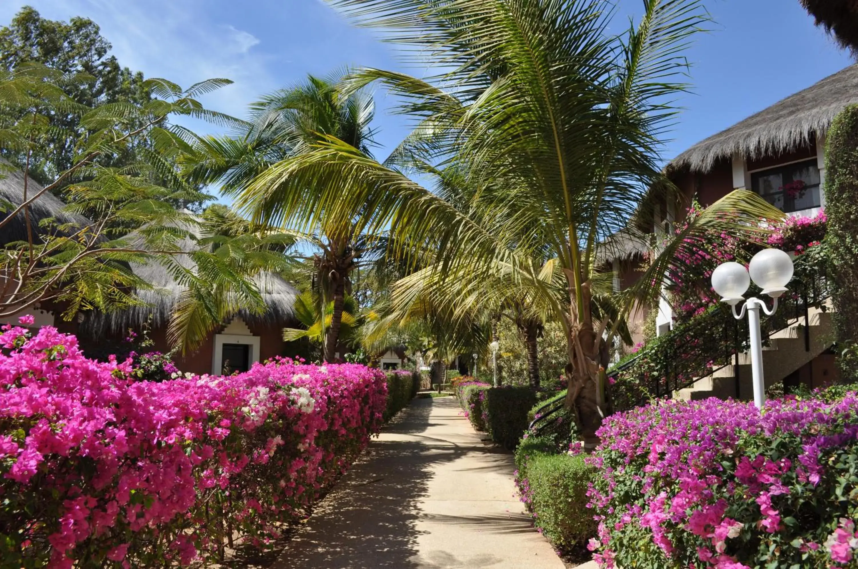 Facade/entrance in Neptune Facade/entrance in Neptune