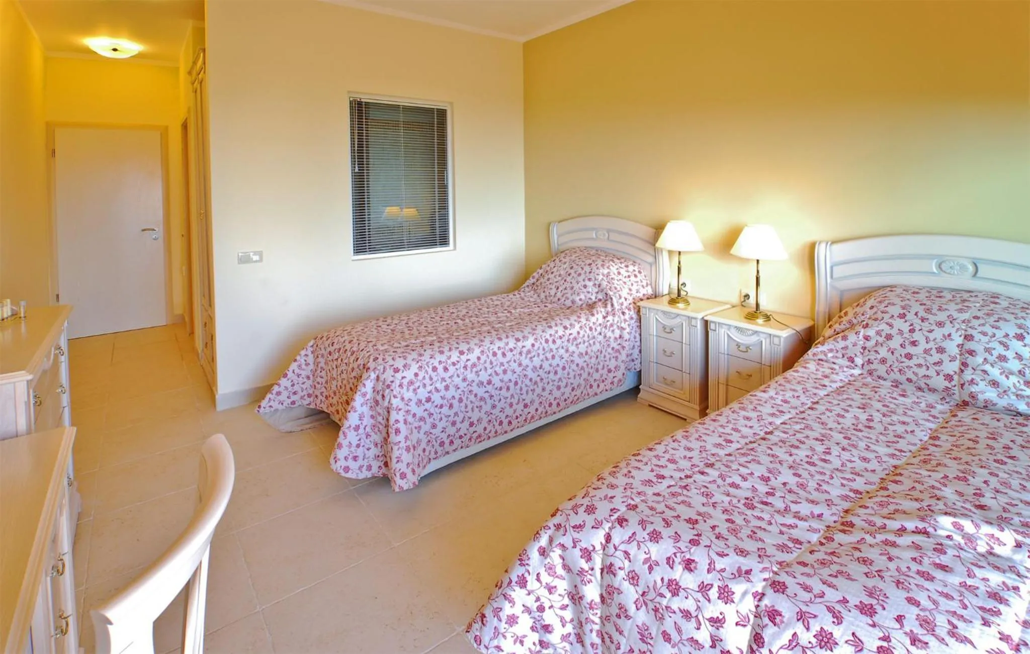 Bed in Club Residence at BlackSeaRama Golf