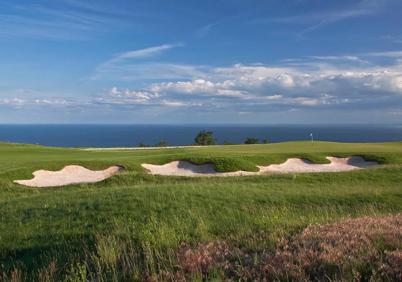 Natural landscape in Club Residence at BlackSeaRama Golf