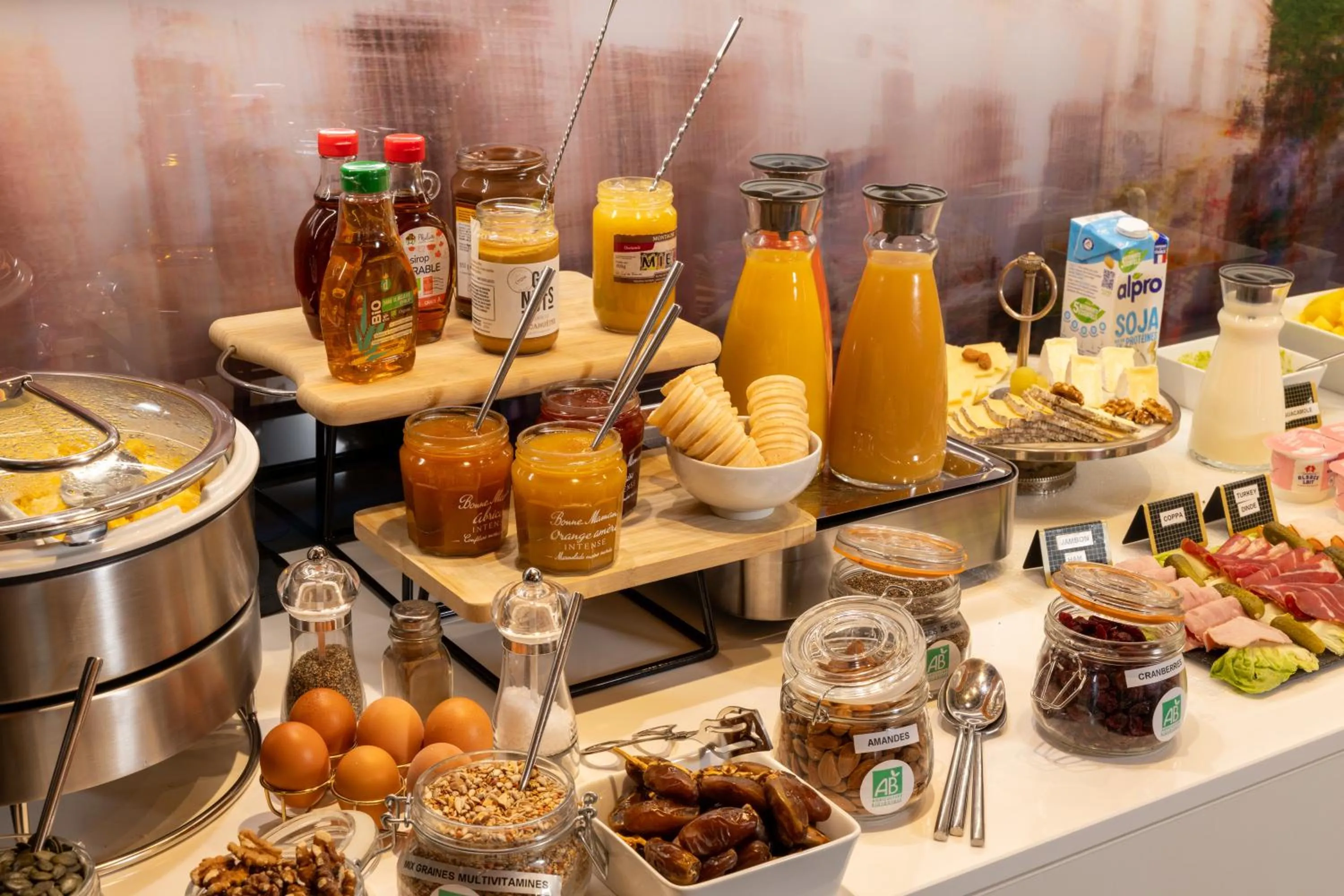 Food and drinks in Urban Bivouac Hotel