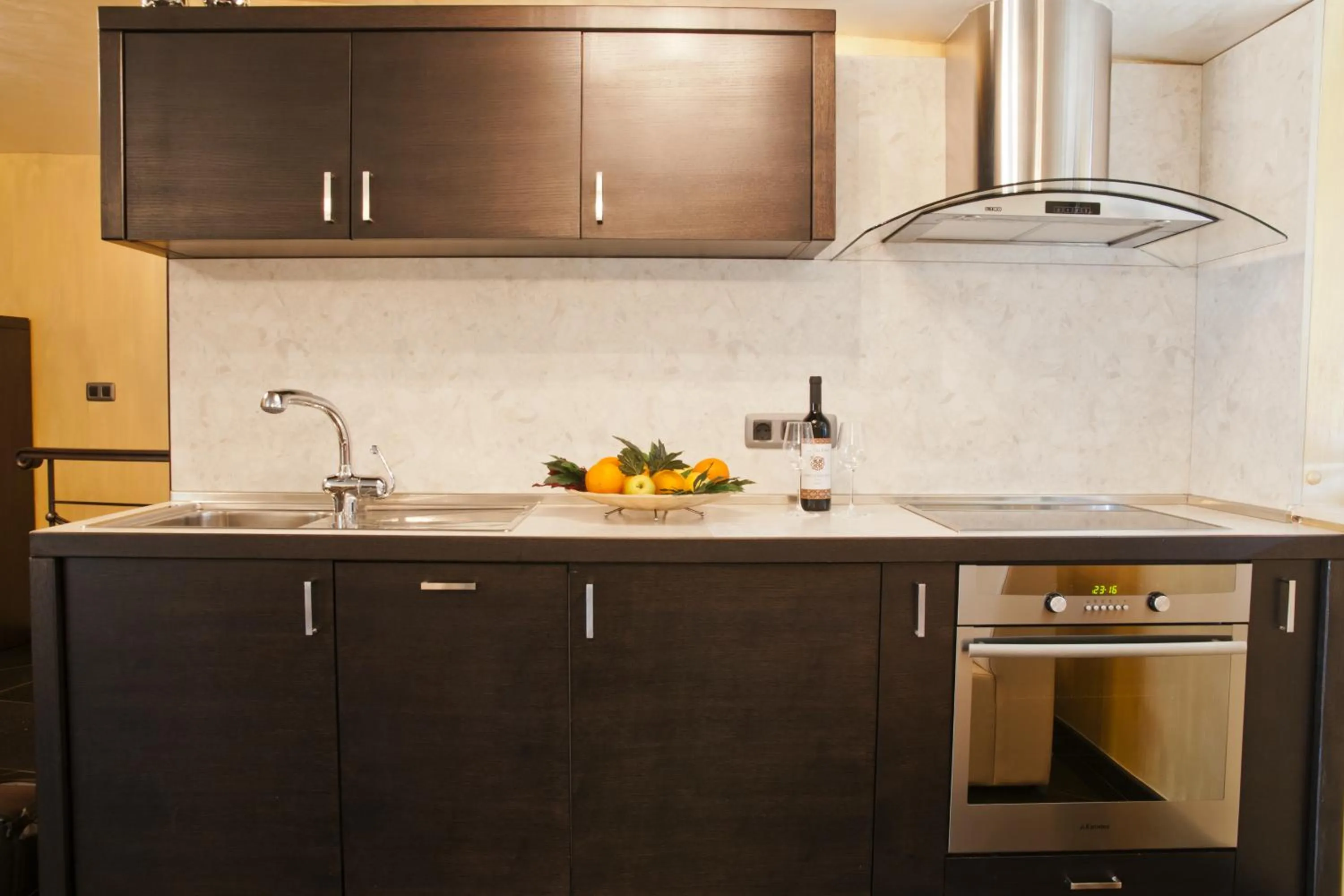 Kitchen or kitchenette in Efbet Hotel