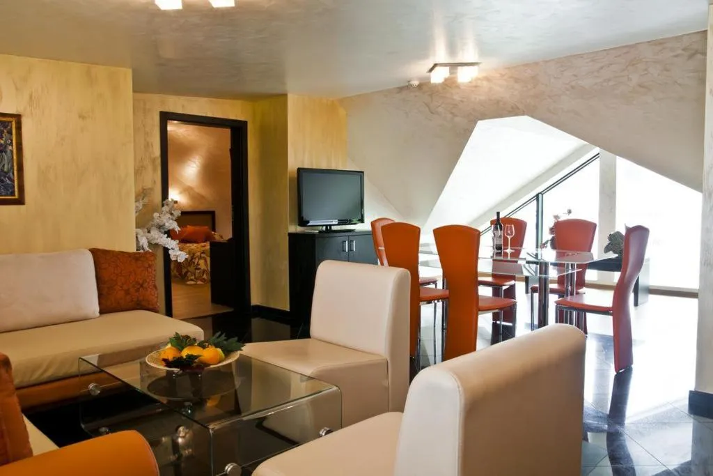 Dining area in Efbet Hotel