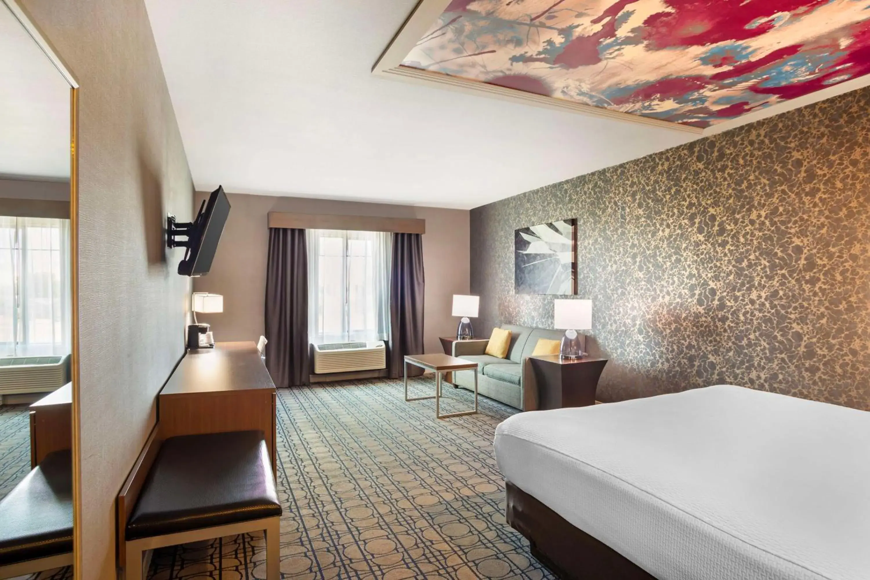 Bedroom, Bed in Best Western Plus Coalinga Inn Bedroom, Bed in Best Western Plus Coalinga Inn