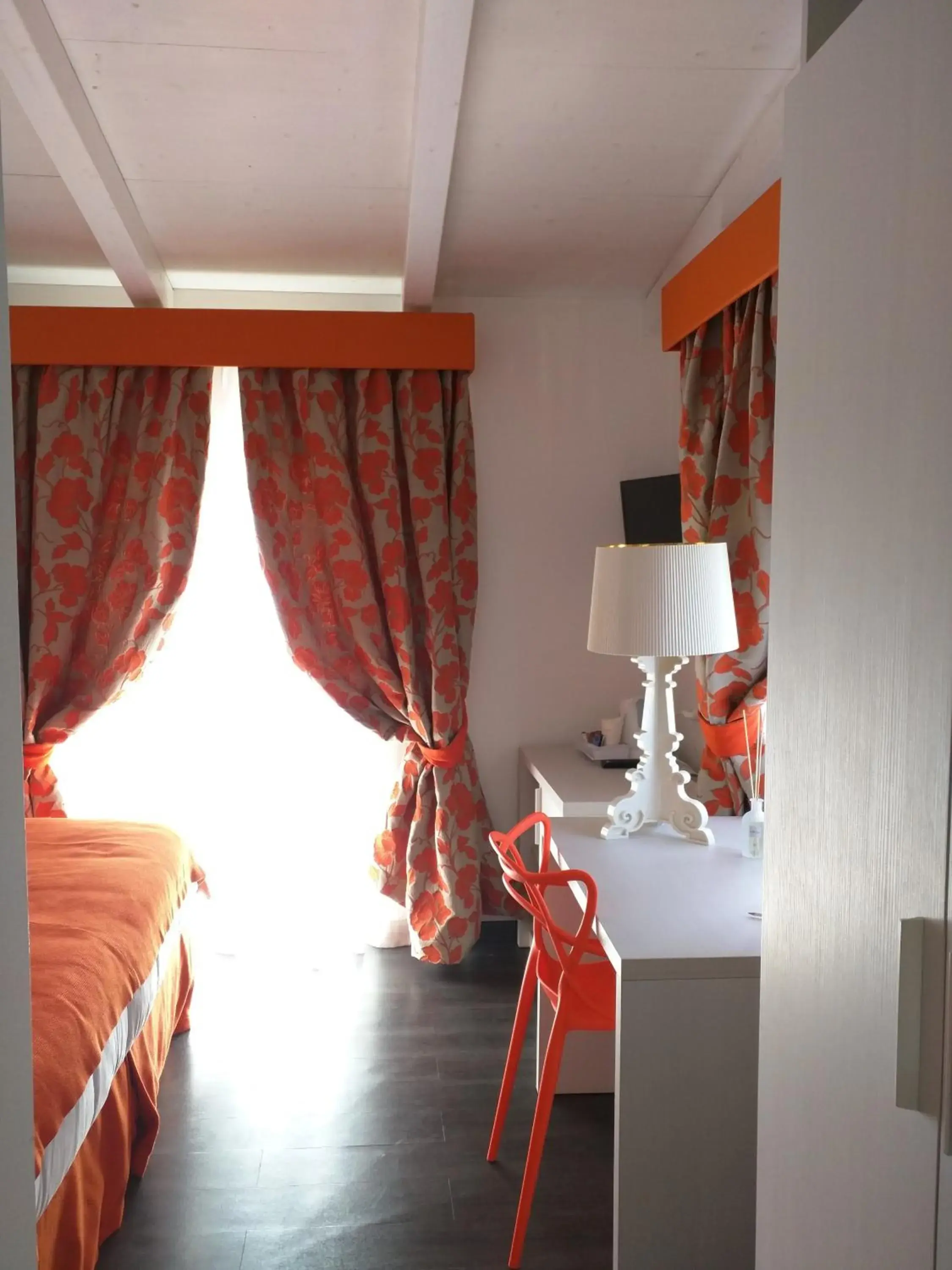 Double or Twin Room with Sea View in Hotel La Vigna Double or Twin Room with Sea View in Hotel La Vigna