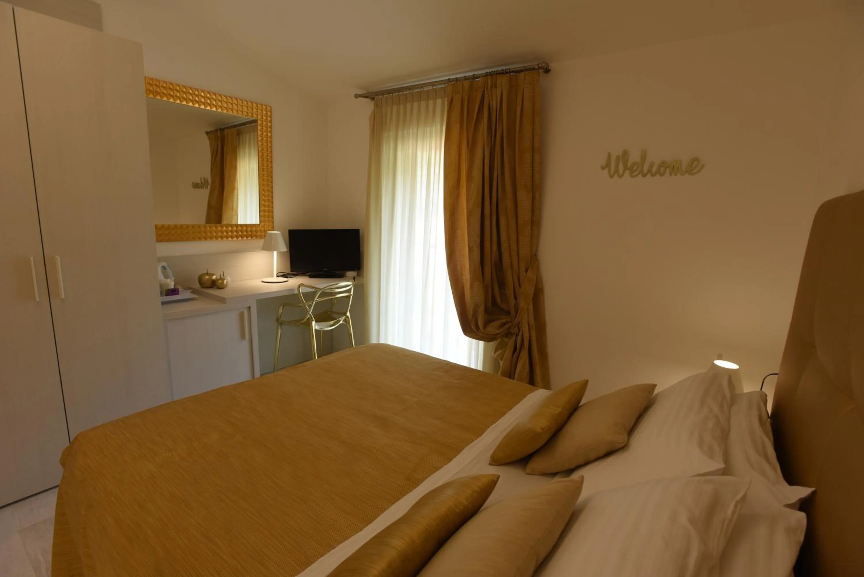 Bedroom in Hotel La Vigna