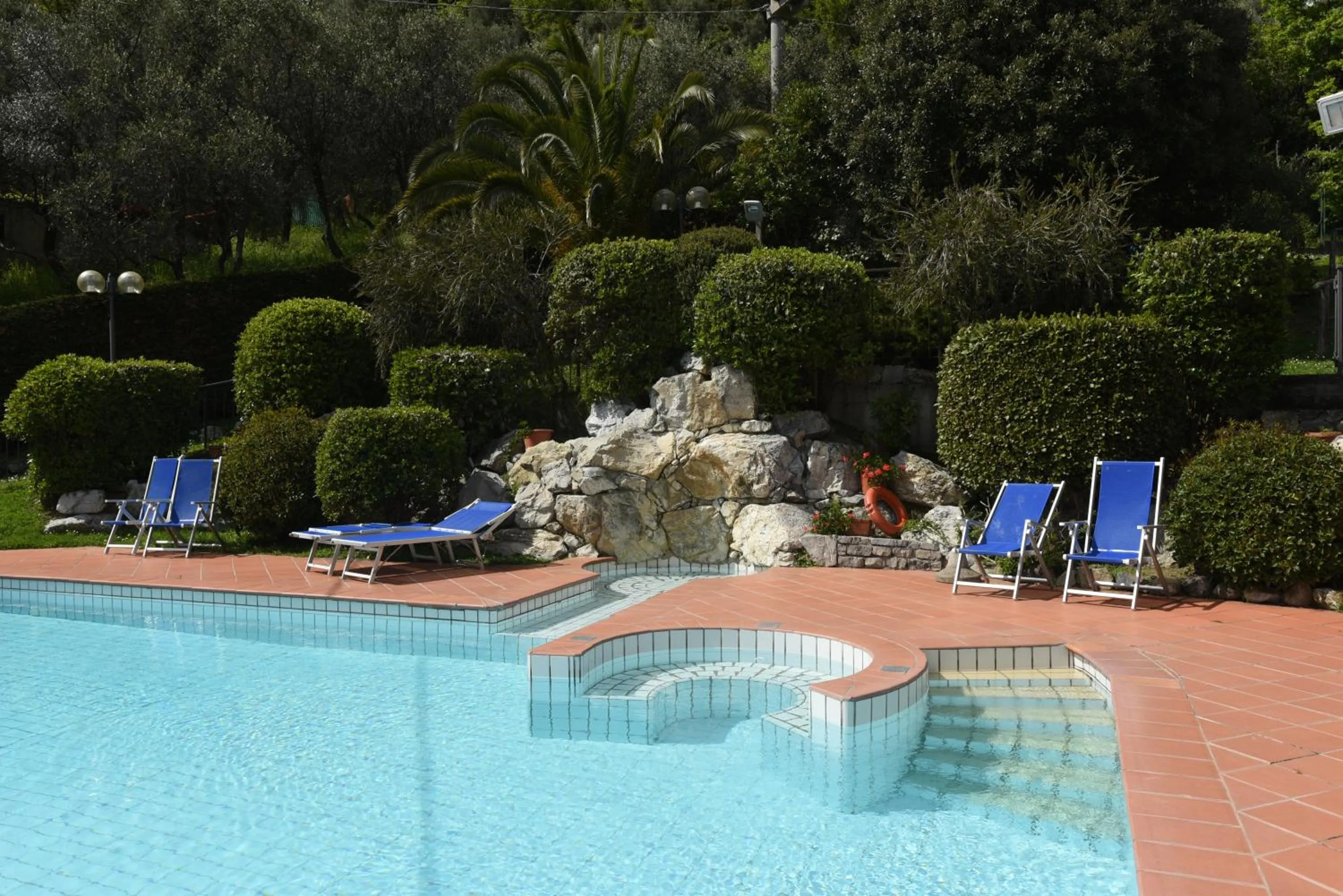 Swimming pool in Hotel La Vigna