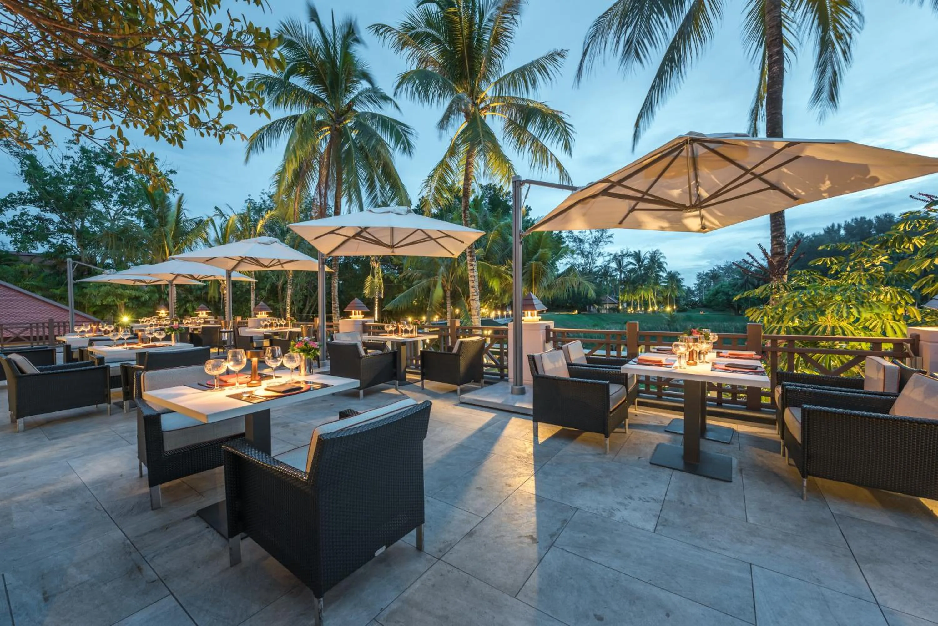 Restaurant/places to eat in Banyan Tree Phuket