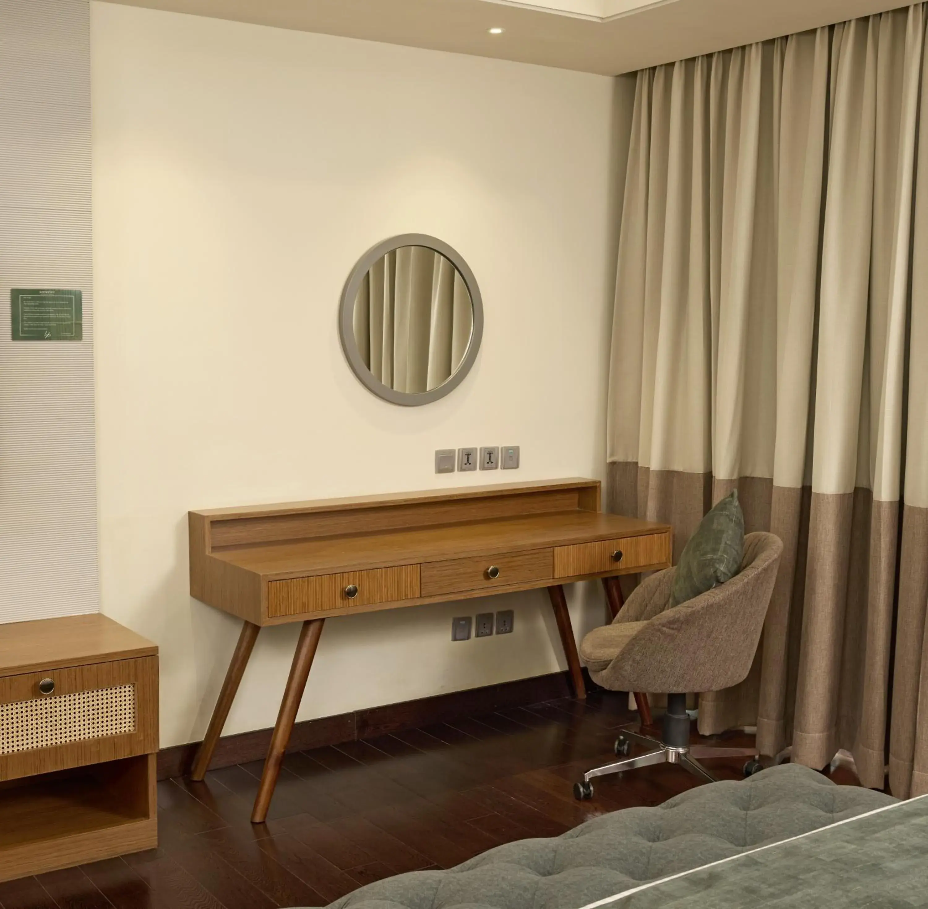 Bed in Somerset Greenways Chennai Bed in Somerset Greenways Chennai