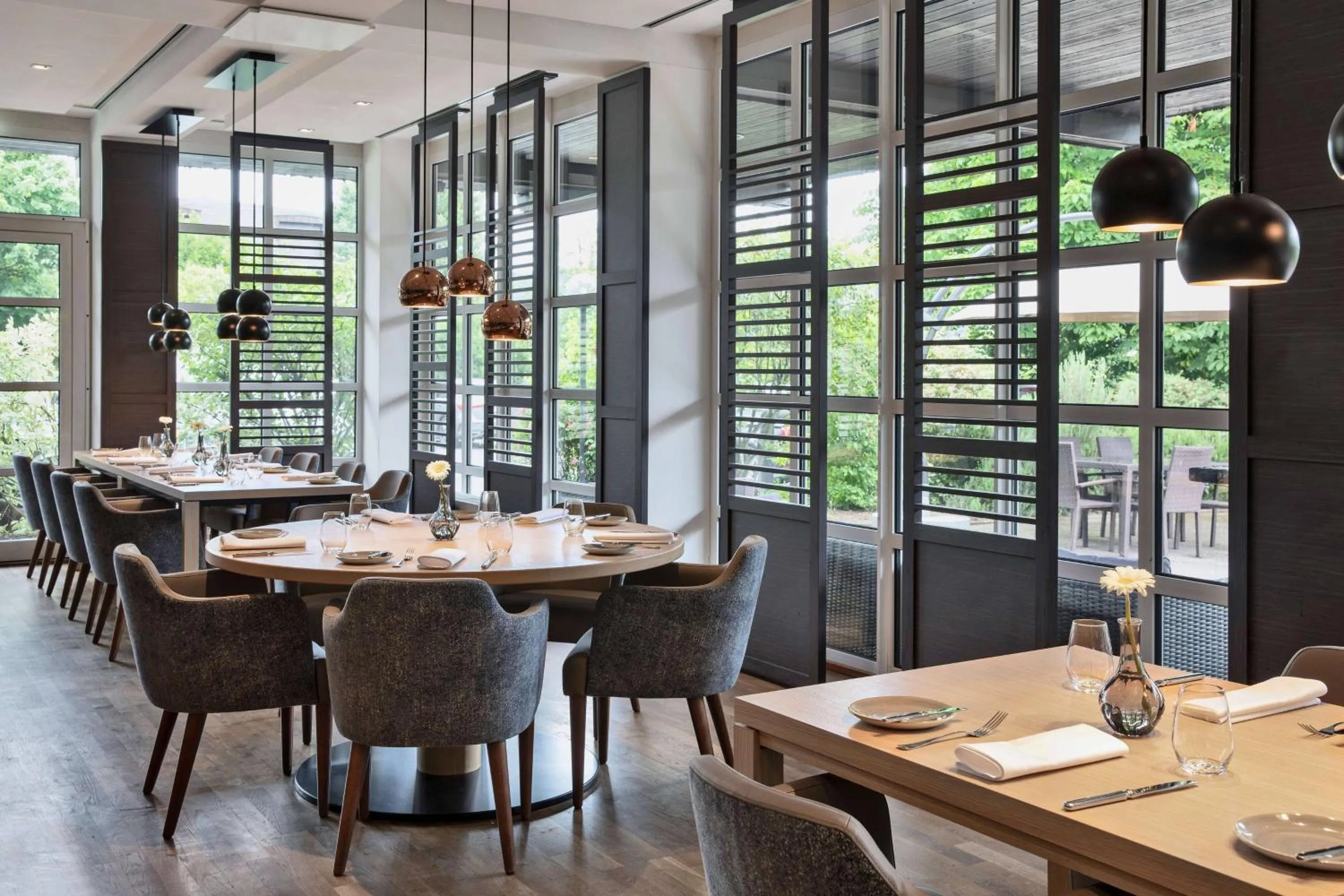 Restaurant/places to eat in Courtyard by Marriott Wiesbaden-Nordenstadt