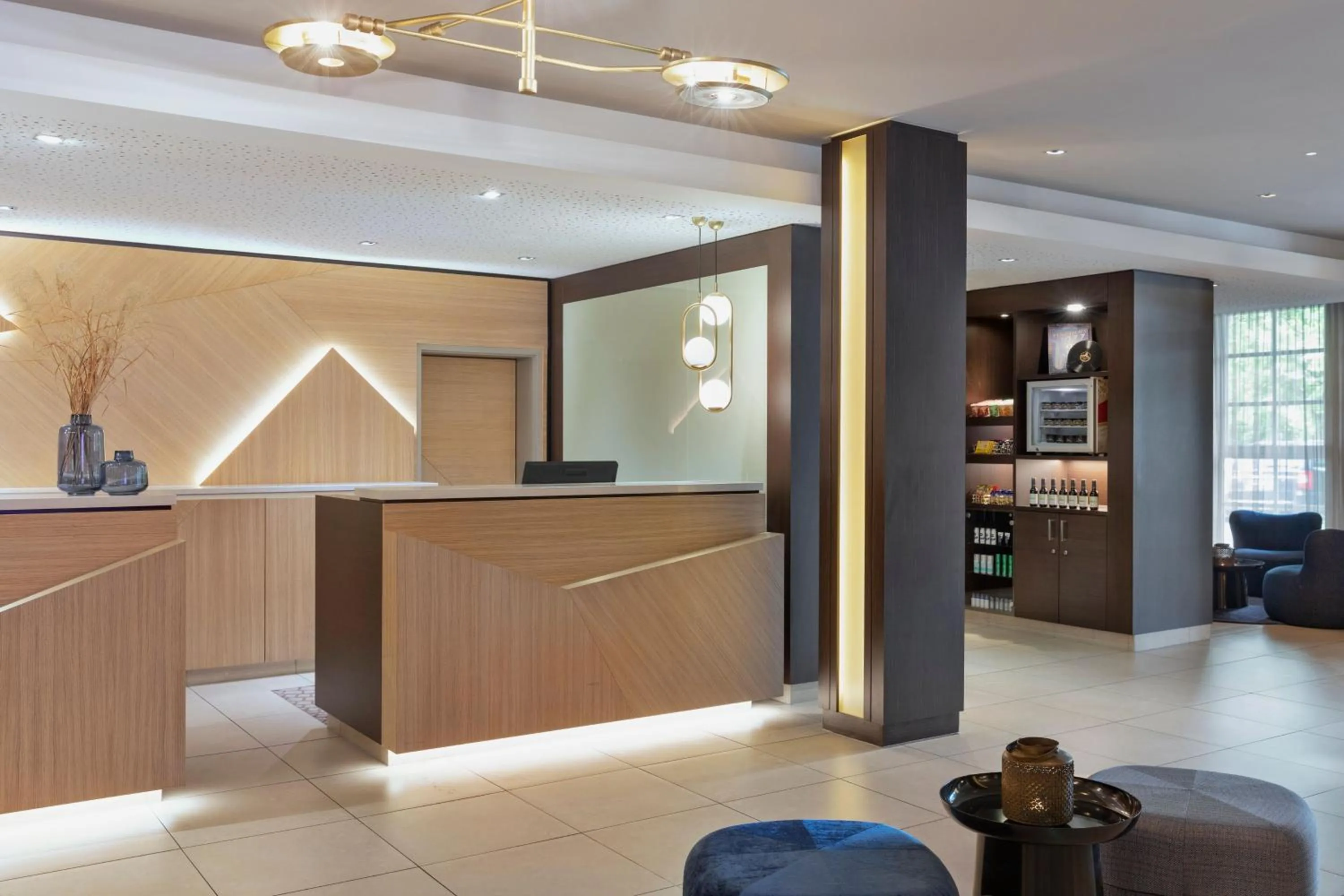 Lobby or reception in Courtyard by Marriott Wiesbaden-Nordenstadt