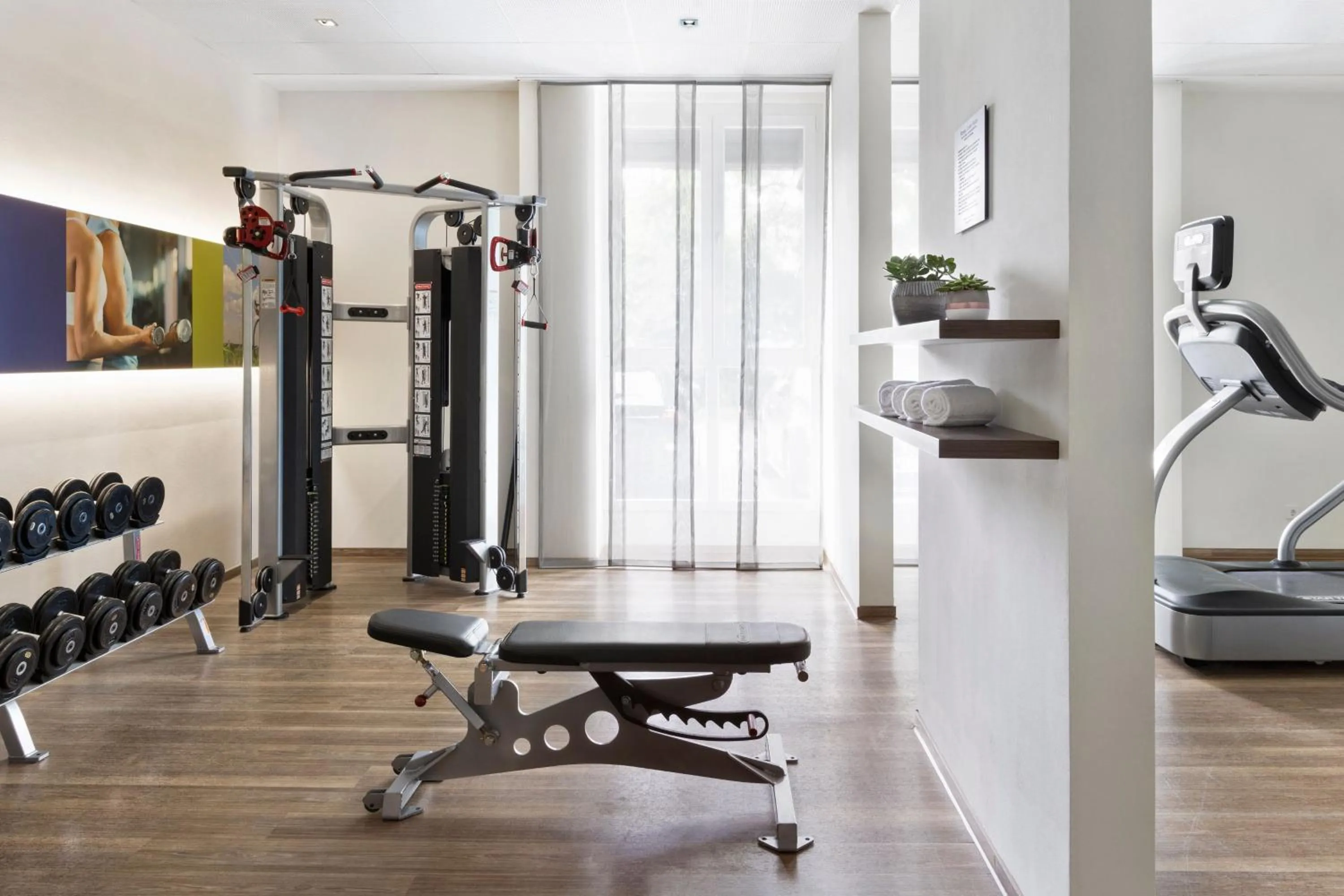 Fitness centre/facilities in Courtyard by Marriott Wiesbaden-Nordenstadt