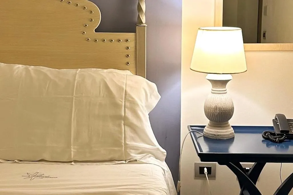 Bed in Hotel Mea - Aeolian Charme