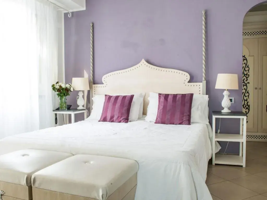 Bedroom, Bed in Hotel Mea - Aeolian Charme Bedroom, Bed in Hotel Mea - Aeolian Charme