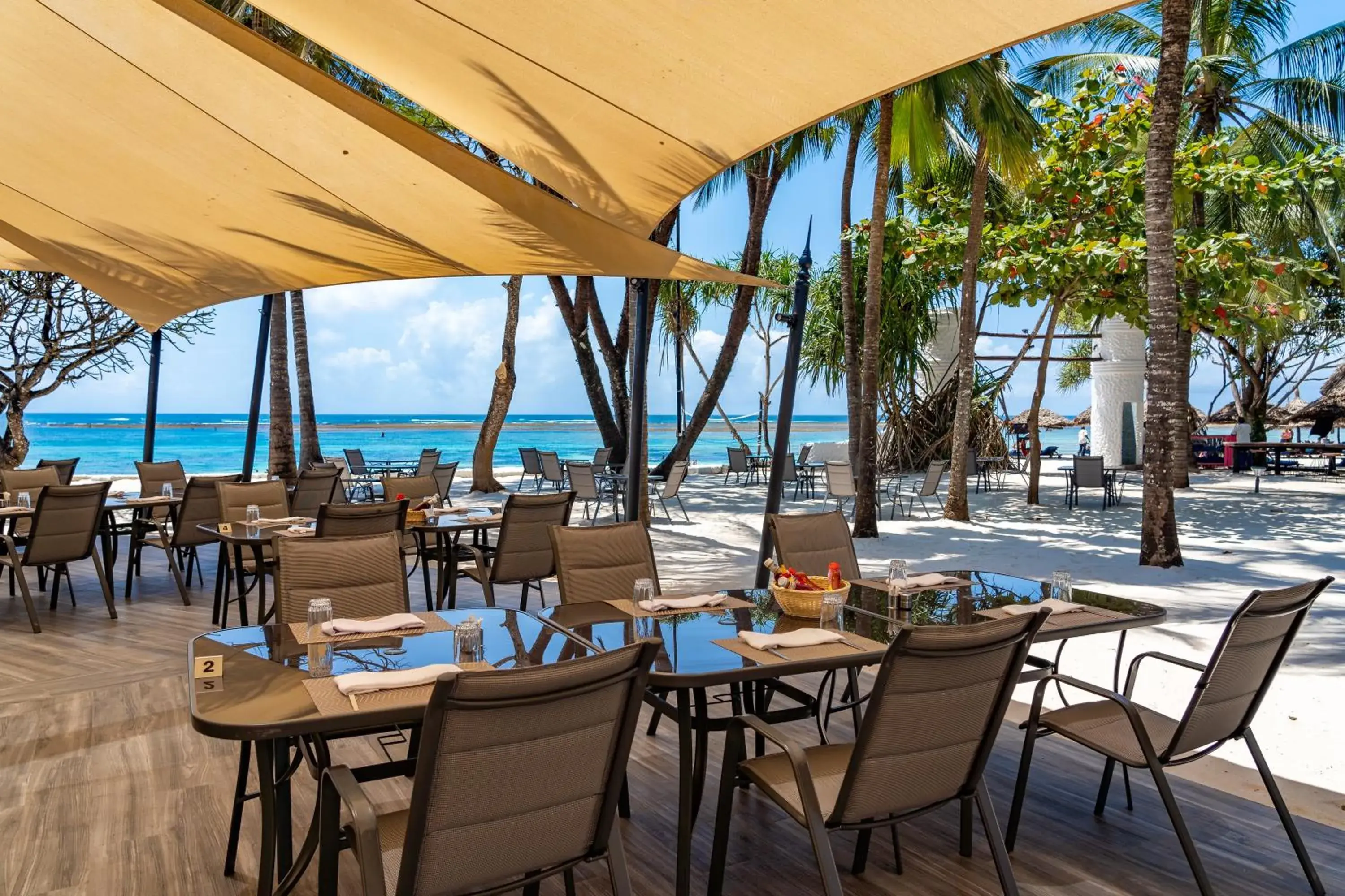 Restaurant/places to eat in Southern Palms Beach Resort Restaurant/places to eat in Southern Palms Beach Resort