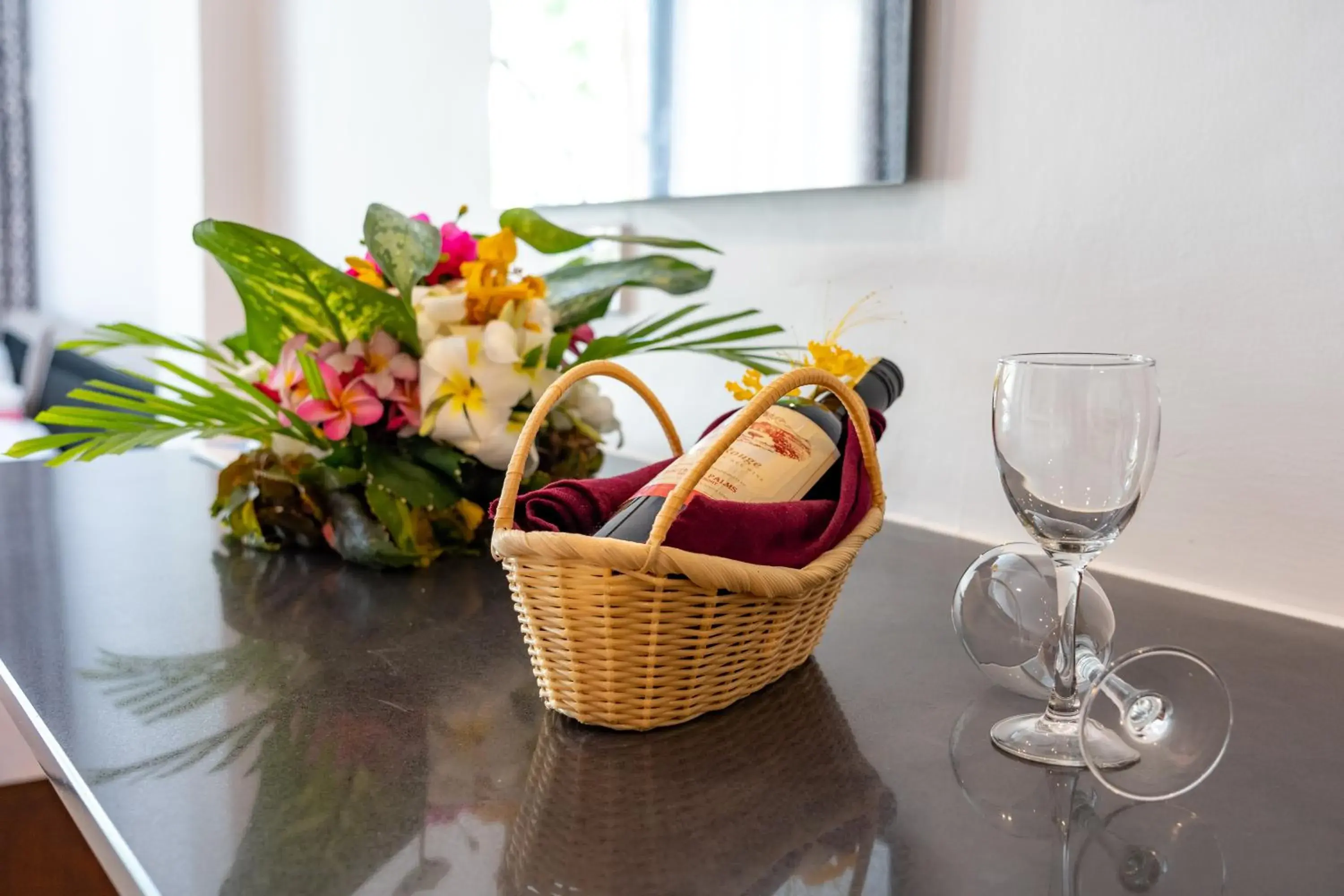 Food and drinks in Southern Palms Beach Resort Food and drinks in Southern Palms Beach Resort