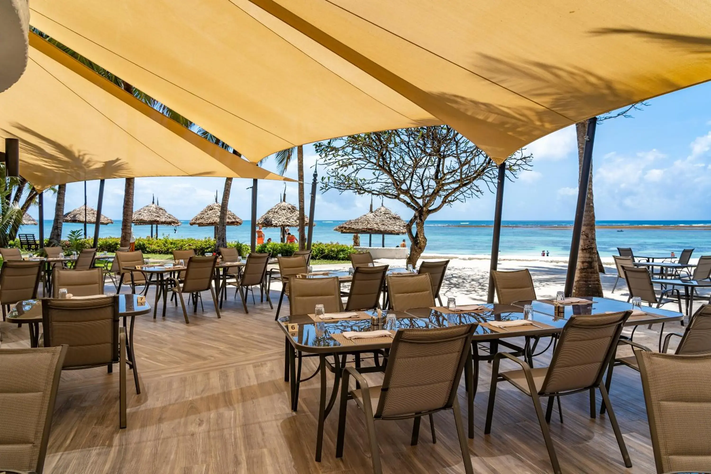 Restaurant/places to eat in Southern Palms Beach Resort Restaurant/places to eat in Southern Palms Beach Resort