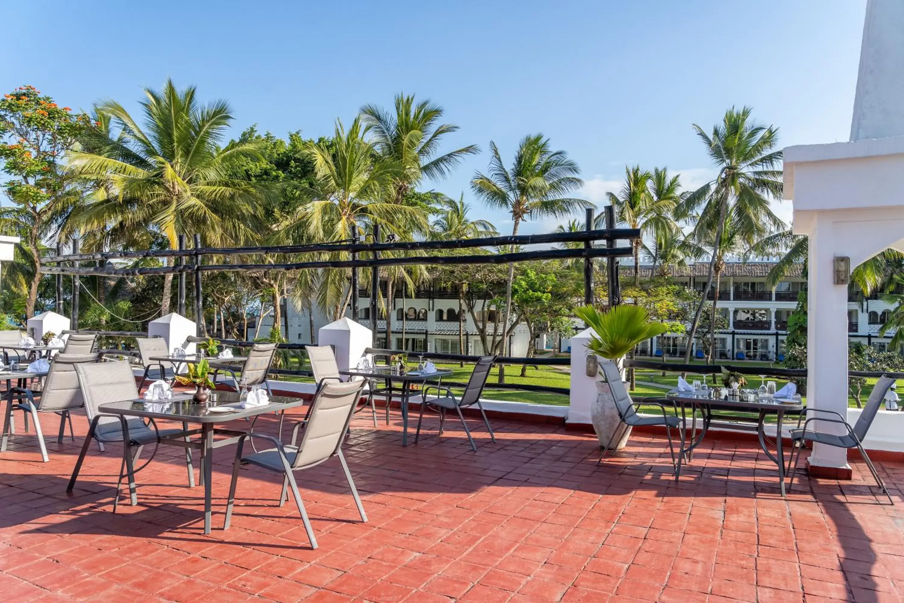 Restaurant/places to eat in Southern Palms Beach Resort Restaurant/places to eat in Southern Palms Beach Resort