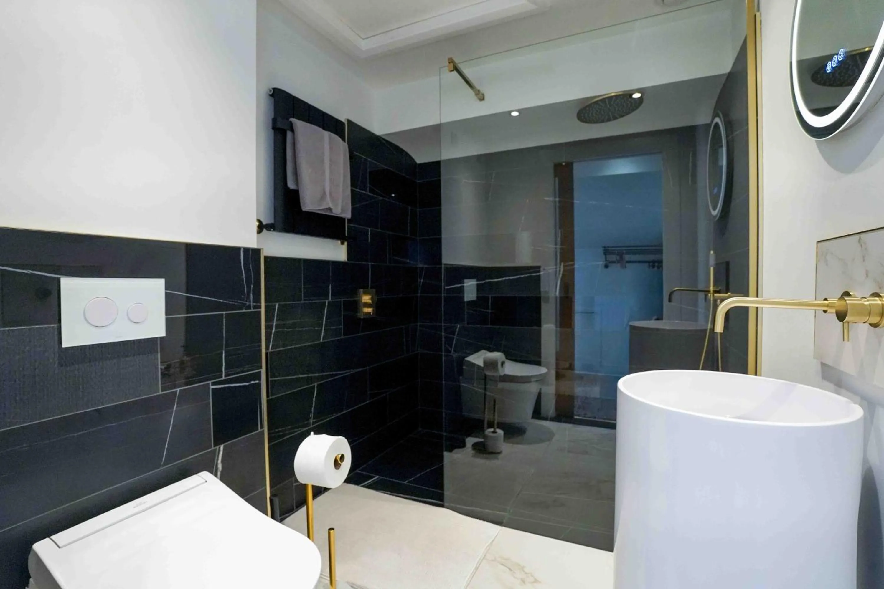 Antrim House Guest Rooms & Suites