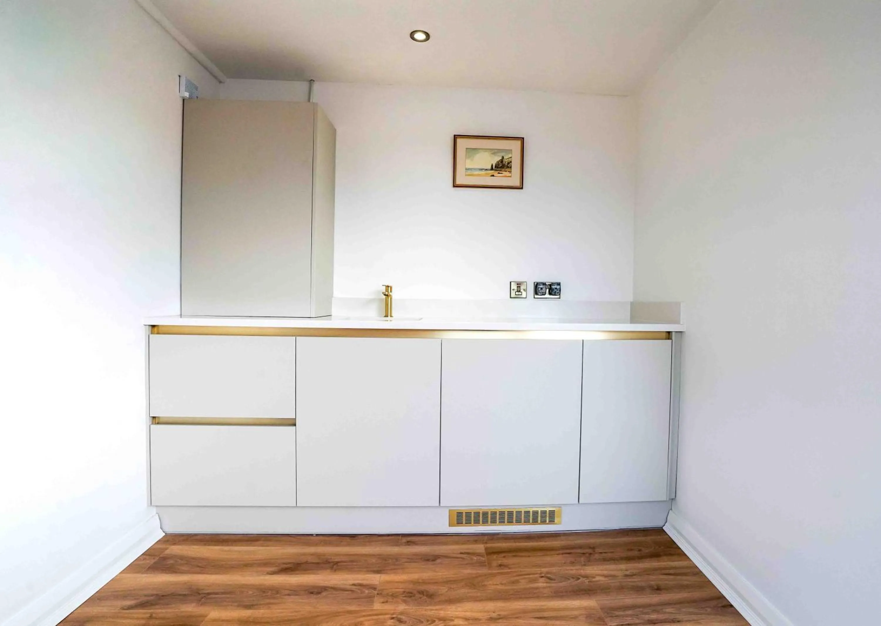 Antrim House Guest Rooms & Suites