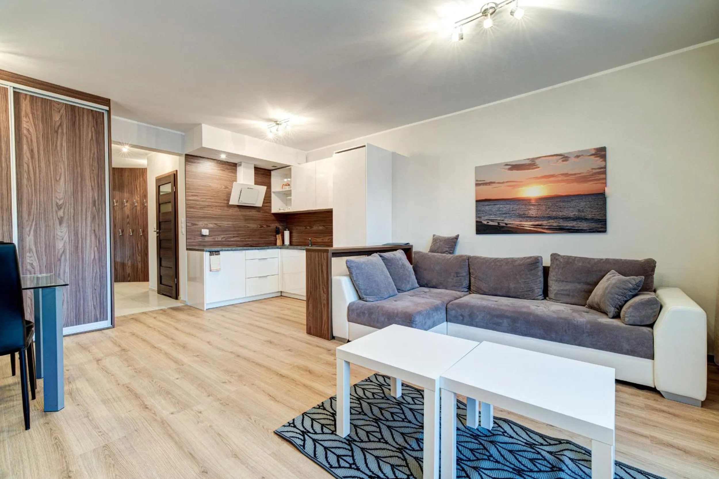 Kitchen or kitchenette in Apartamenty Zdrojowa