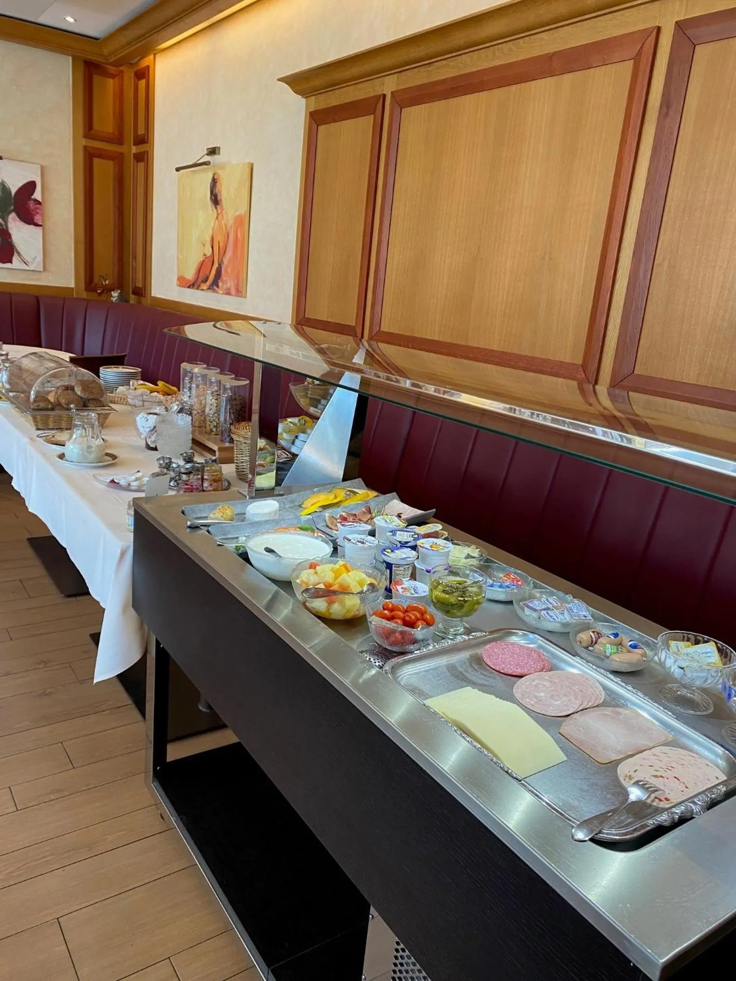 Restaurant/places to eat in Waldhotel Felsenkeller