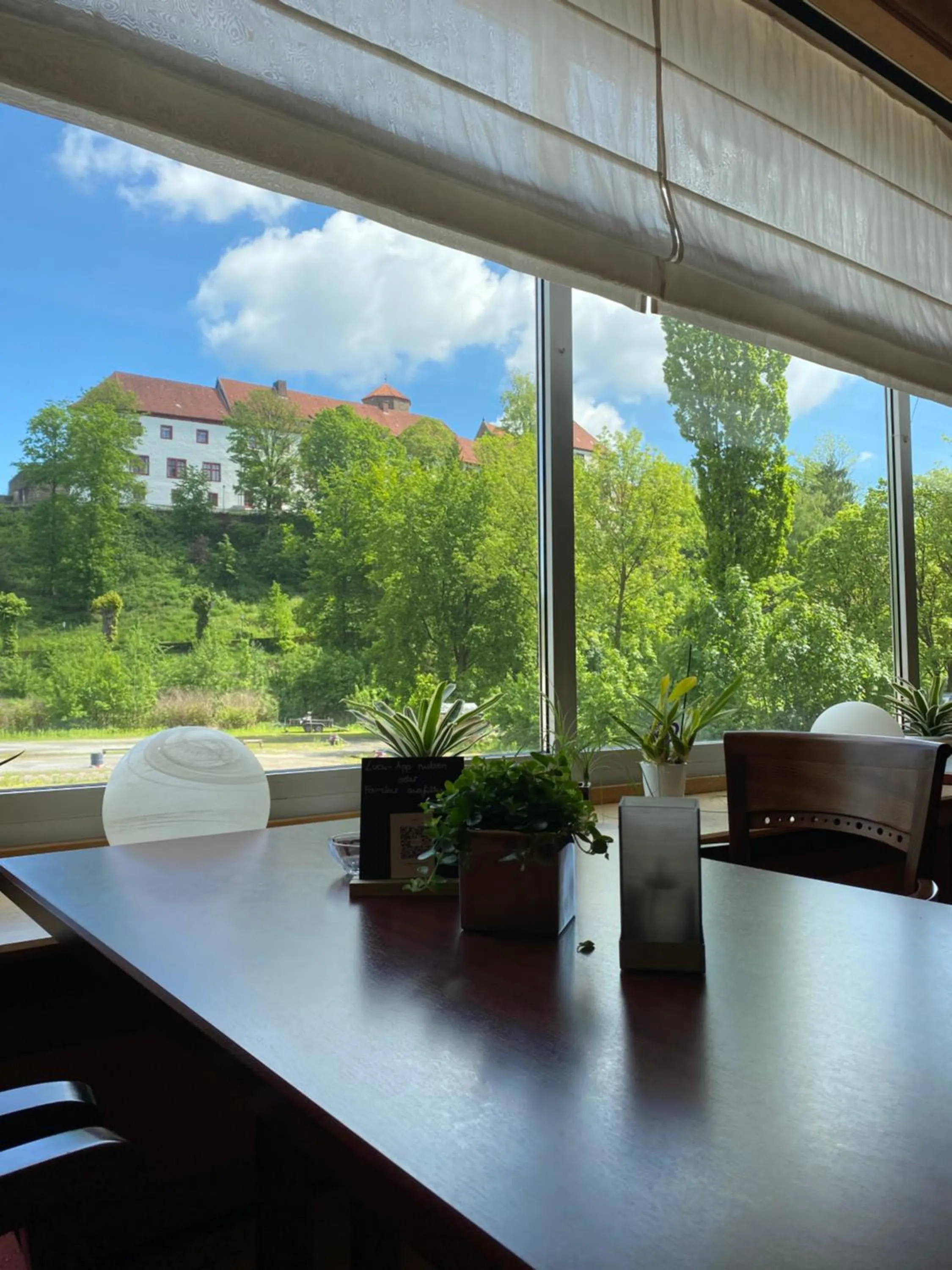 Restaurant/places to eat in Waldhotel Felsenkeller