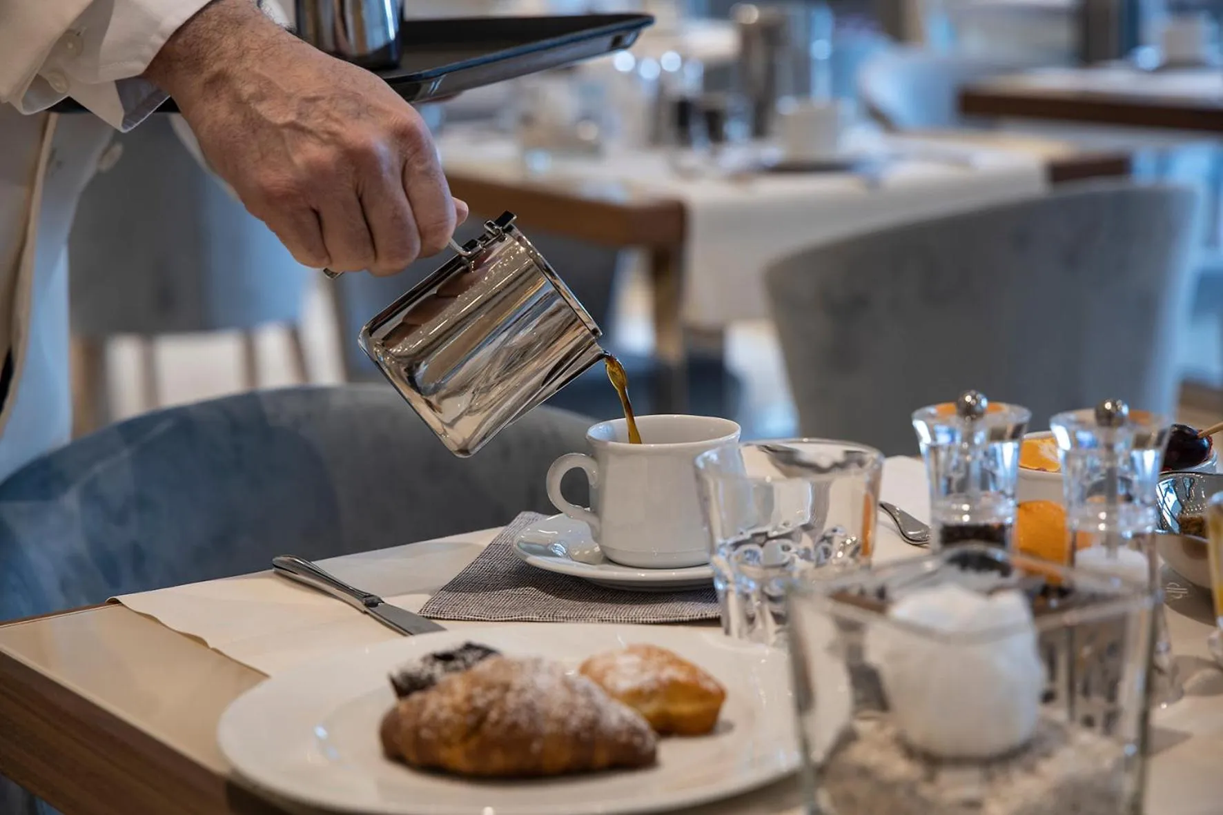 Food and drinks in Park Hotel Imperial