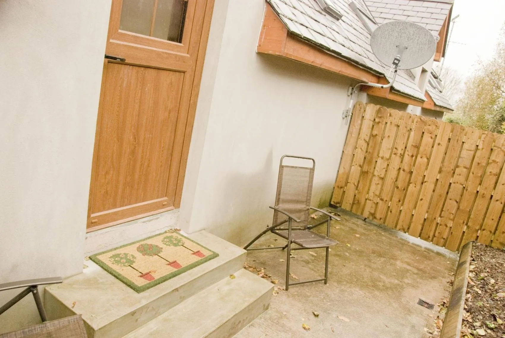 Facade/entrance in Courtyard Mews Armagh City