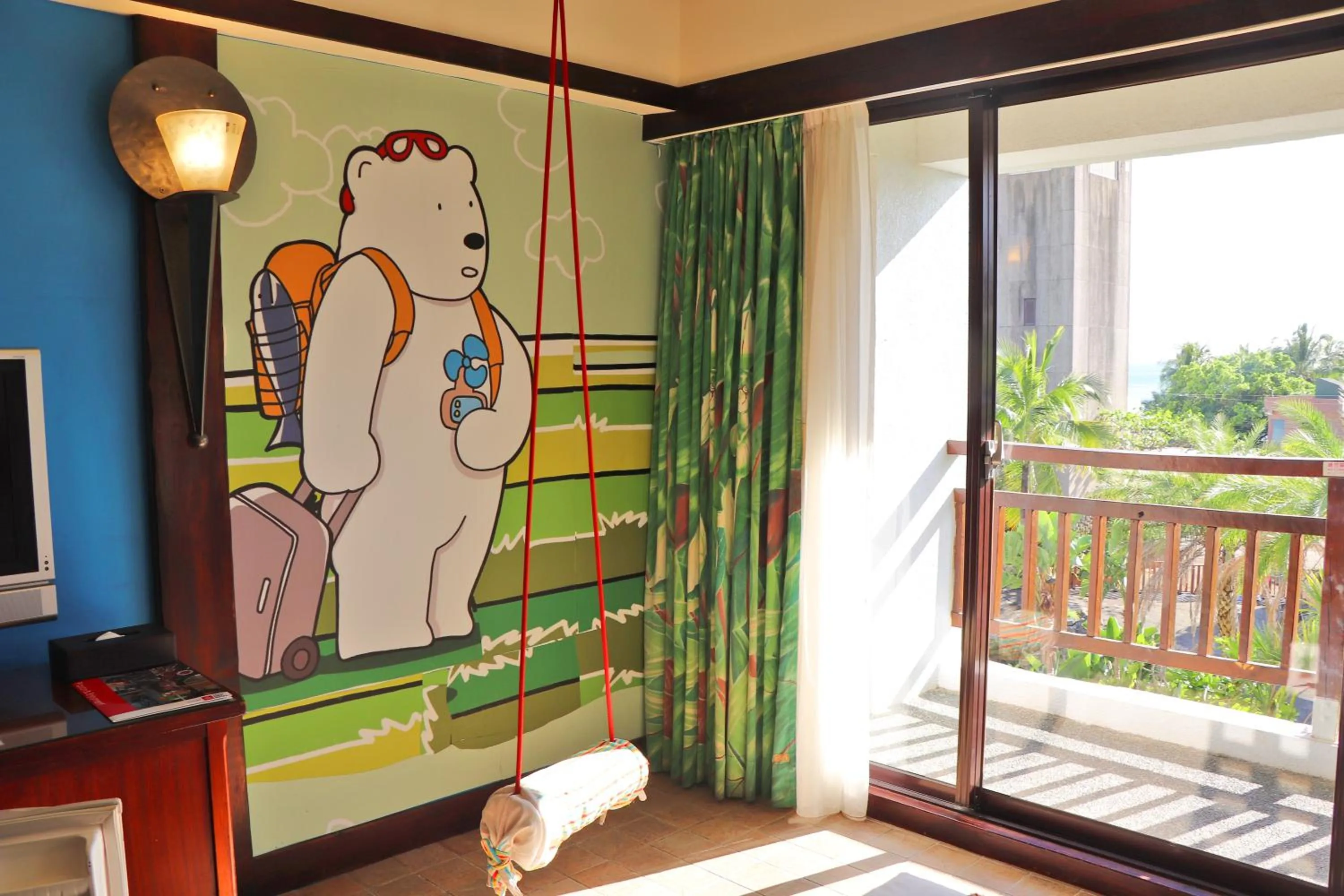 Photo of the whole room in Yoho Beach Resort Kenting