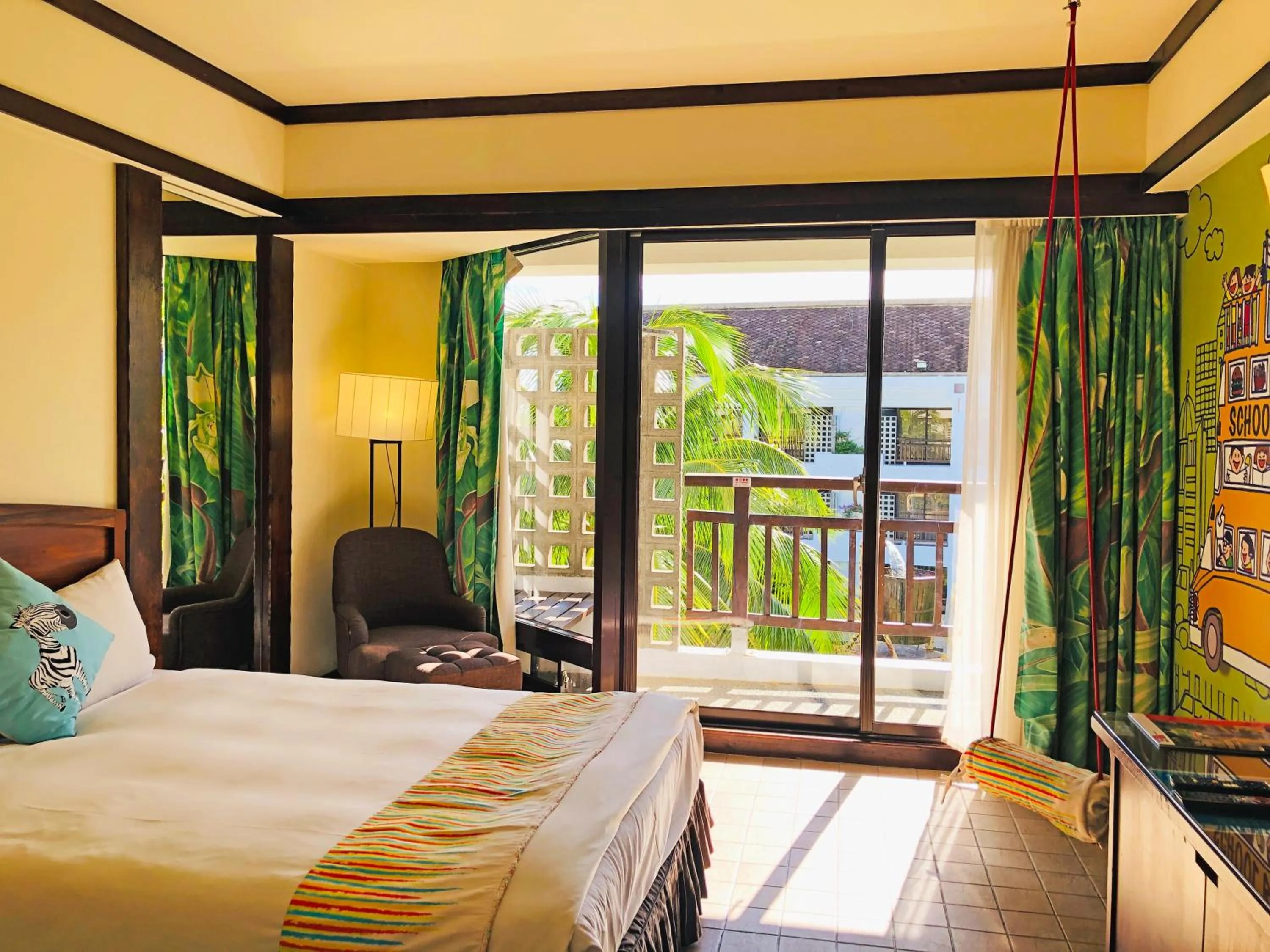 Bedroom, Bed in Yoho Beach Resort Kenting