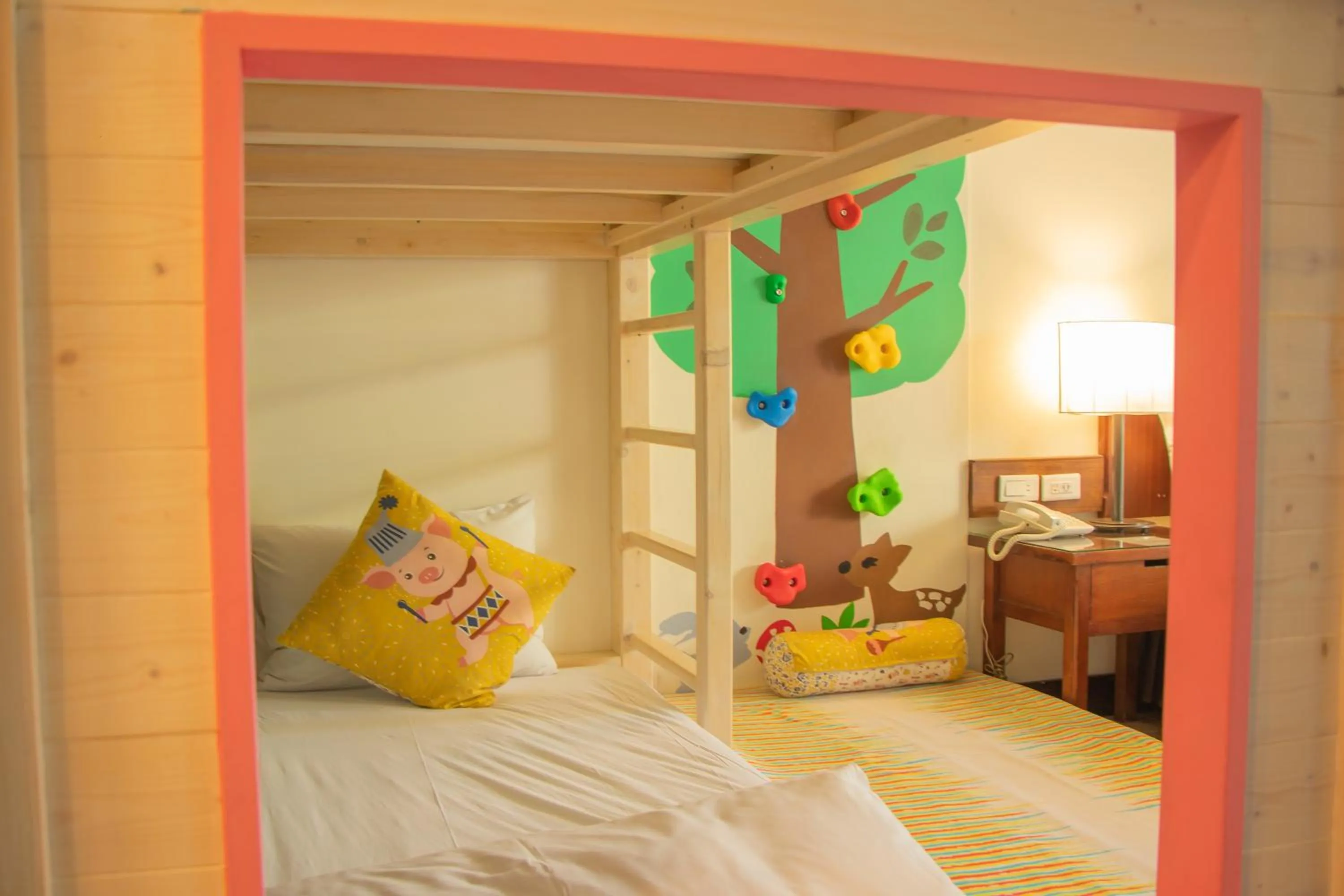 Bed in Yoho Beach Resort Kenting