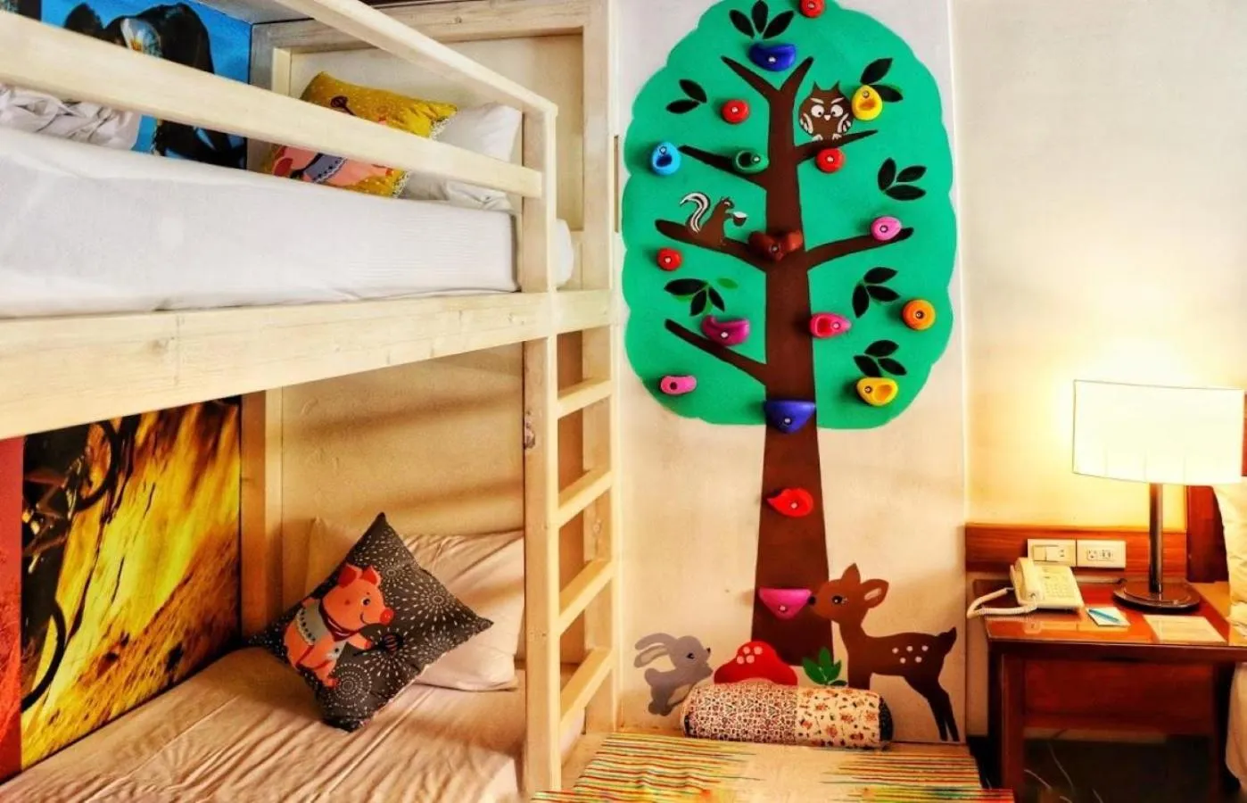 Bed in Yoho Beach Resort Kenting