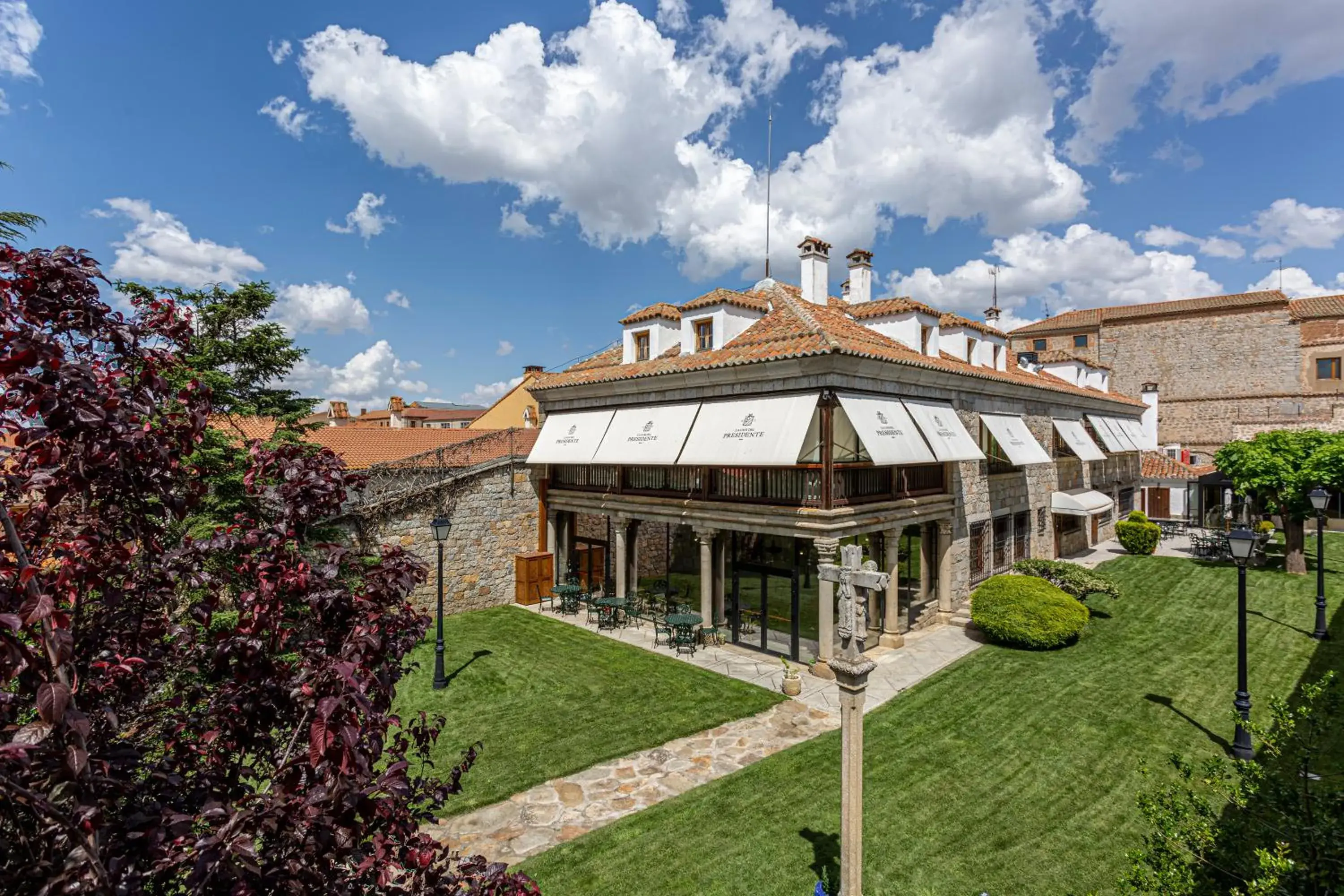 Property building in La Casa del Presidente Property building in La Casa del Presidente