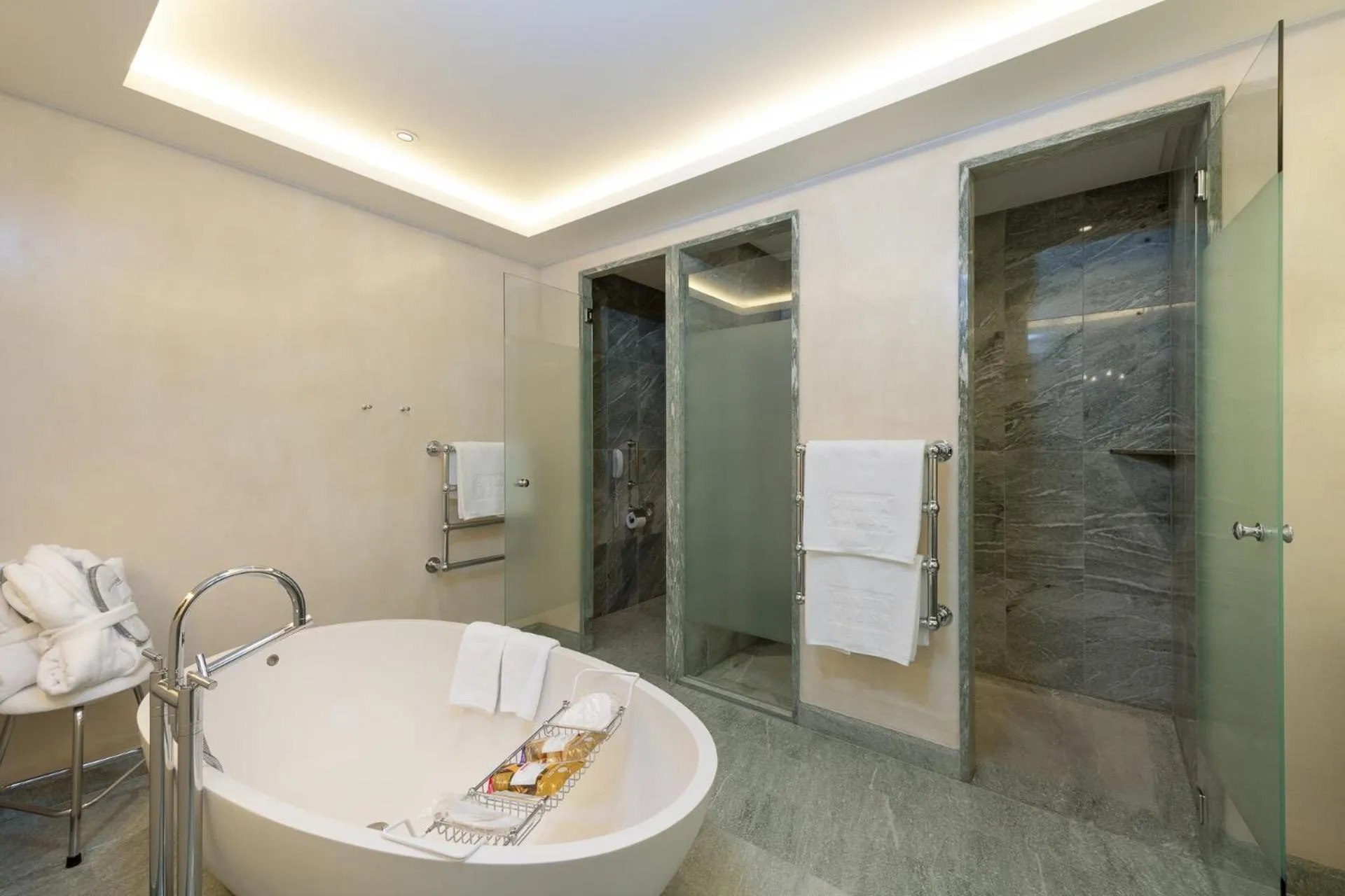 Shower in Suvretta House