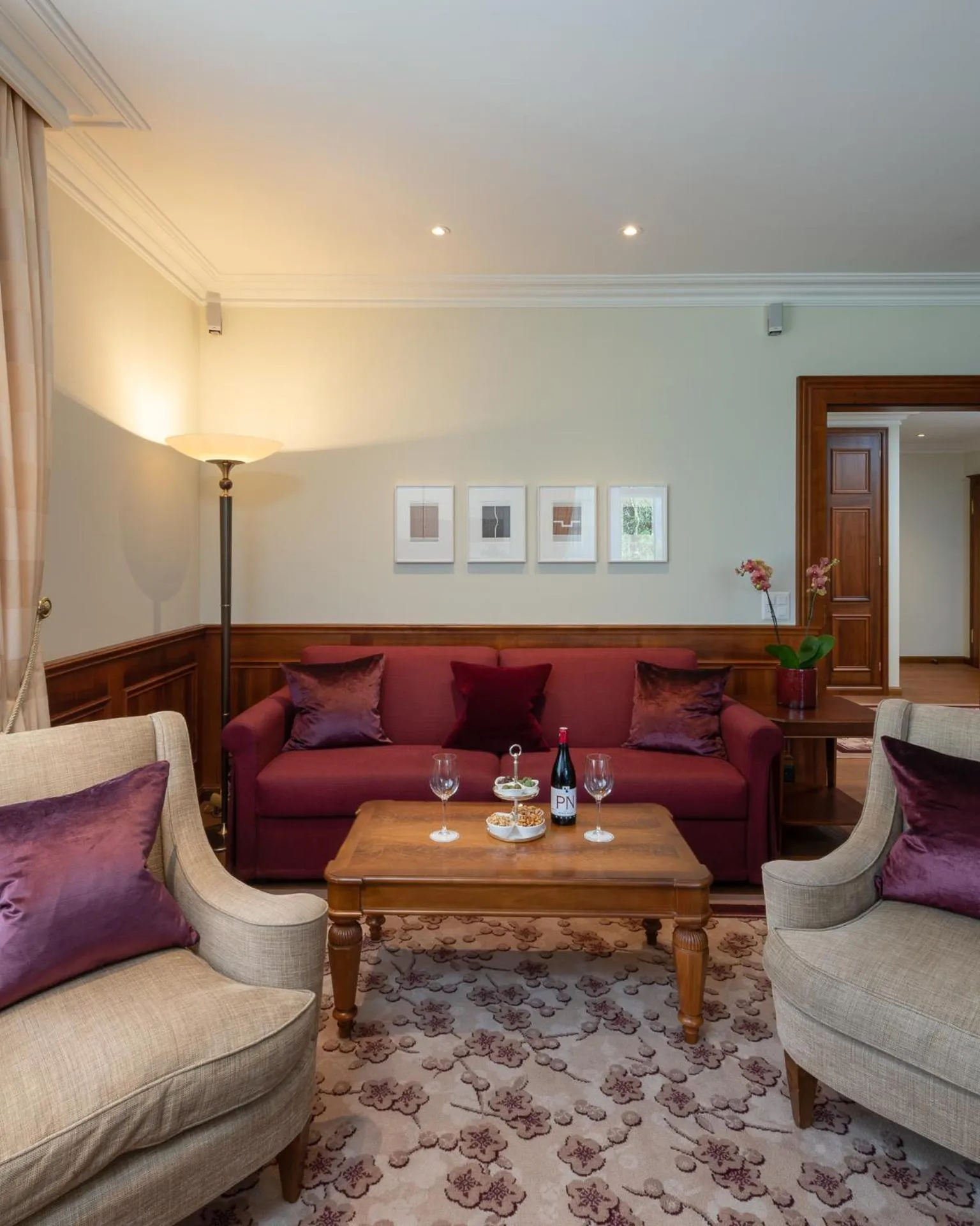 Living room in Suvretta House